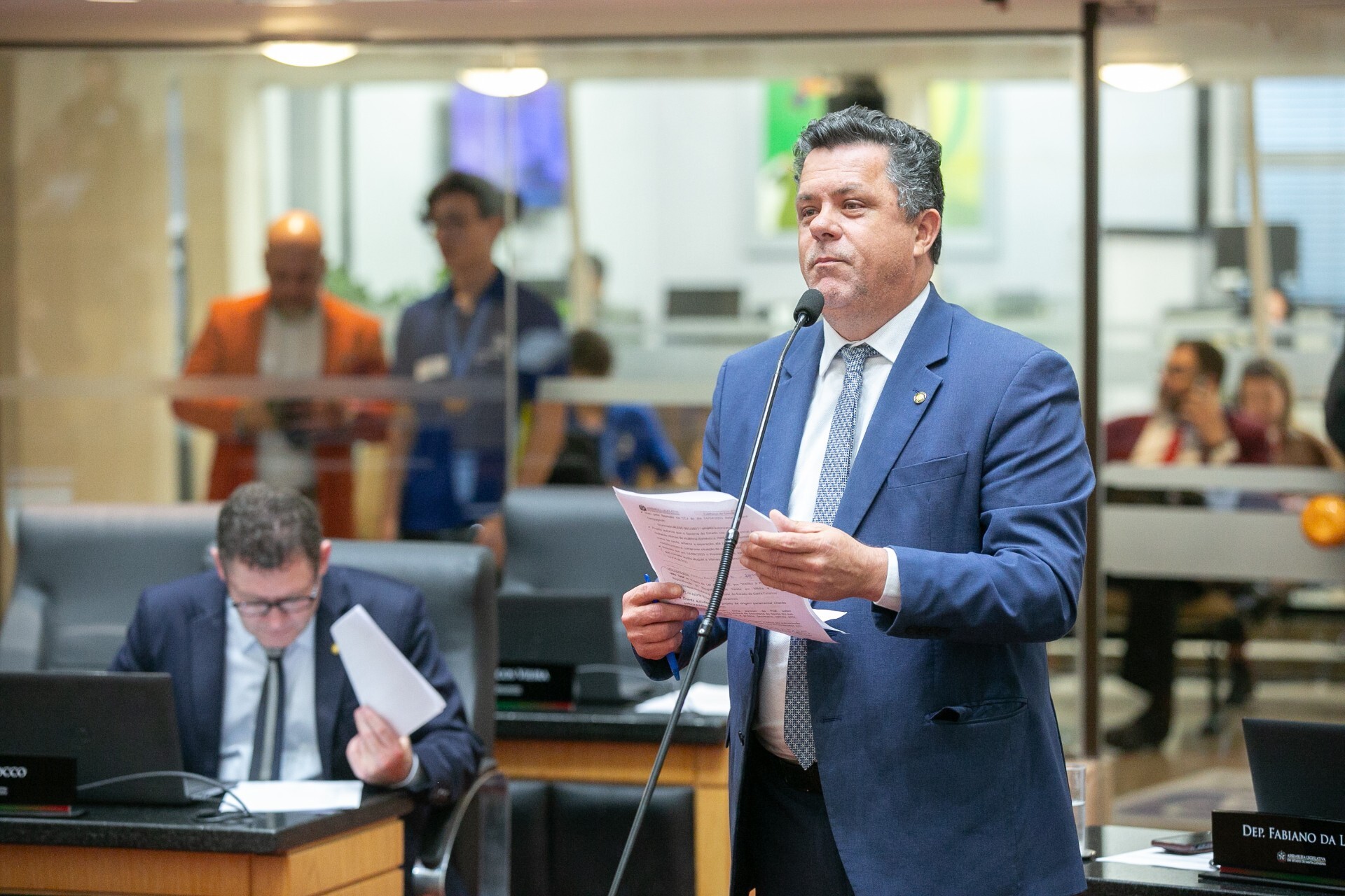 Deputado Ivan Naatz defende penas mais rígidas para agressores