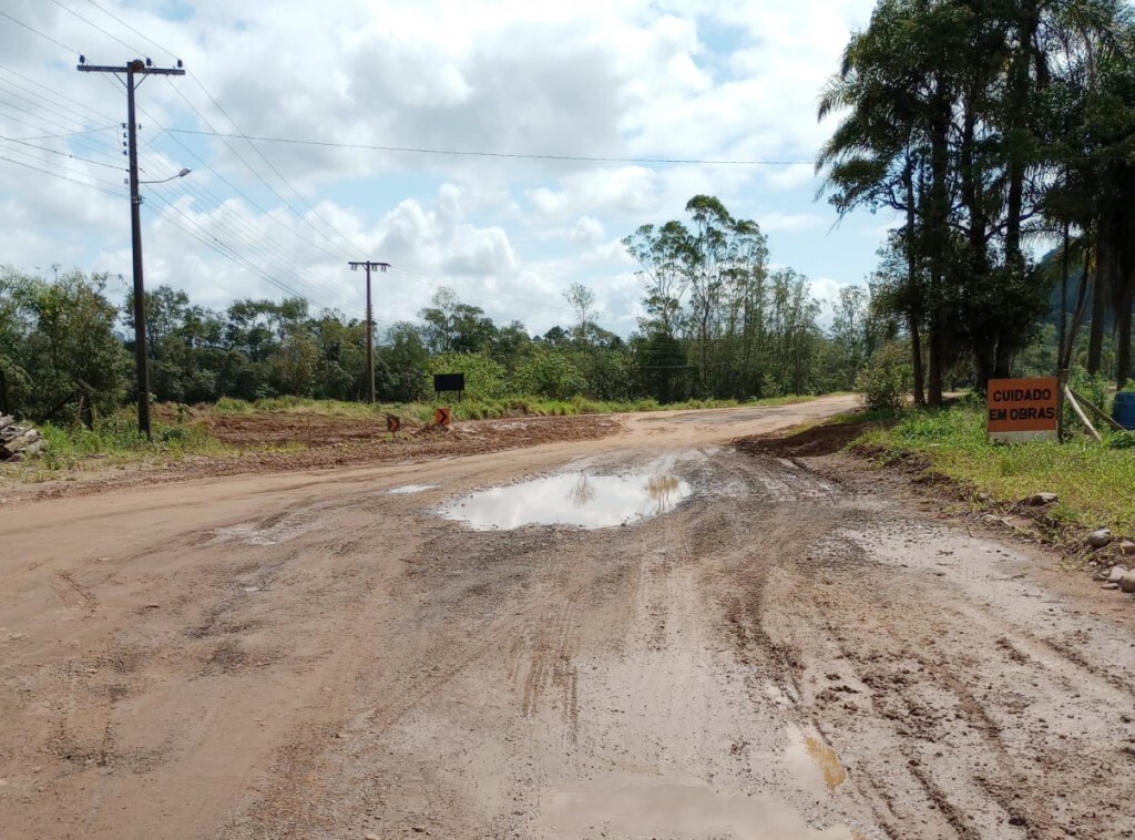 SC -108: licitação para aquisição de seixo bruto é realizada