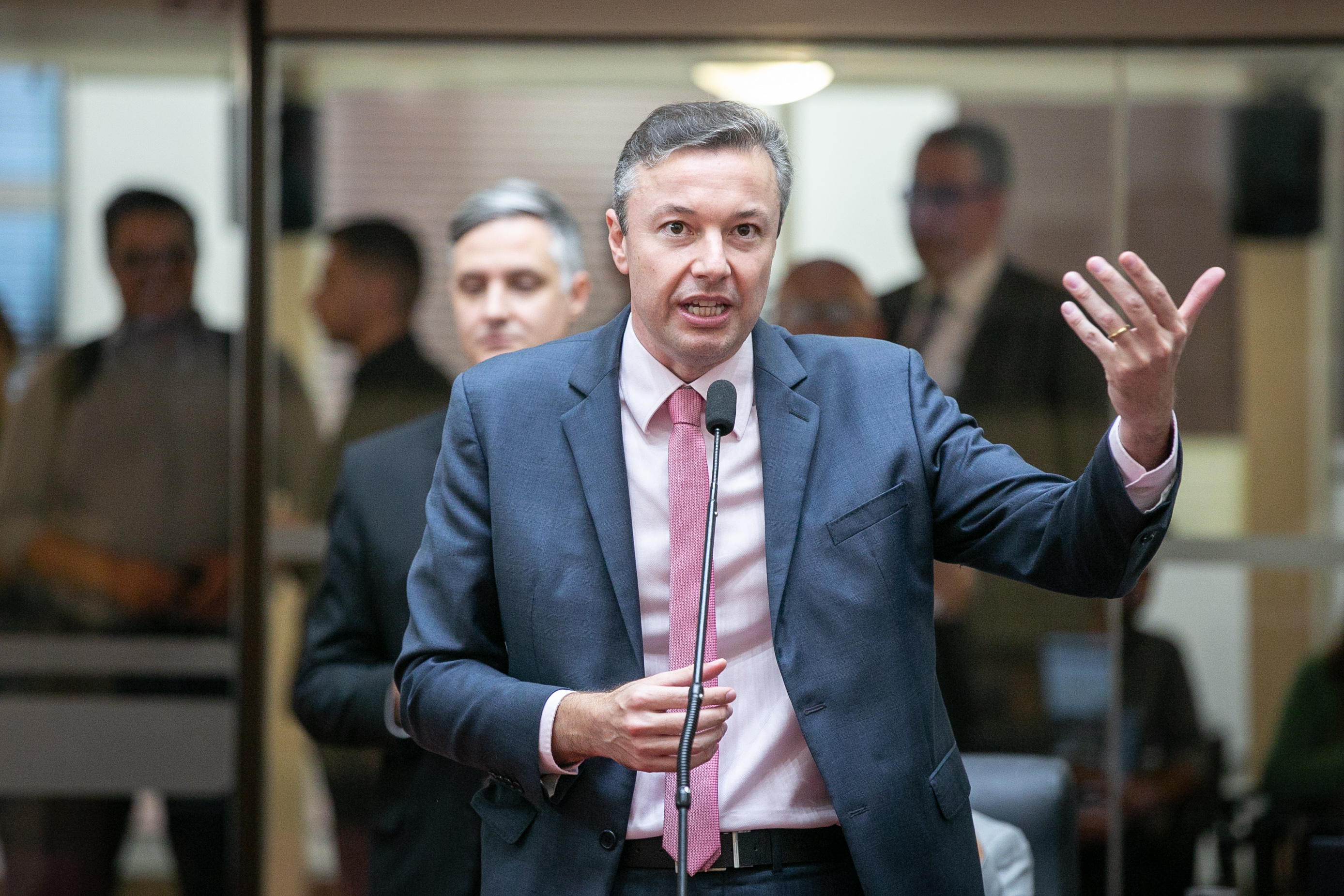 - Deputado Napoleão Bernardes (PSD)