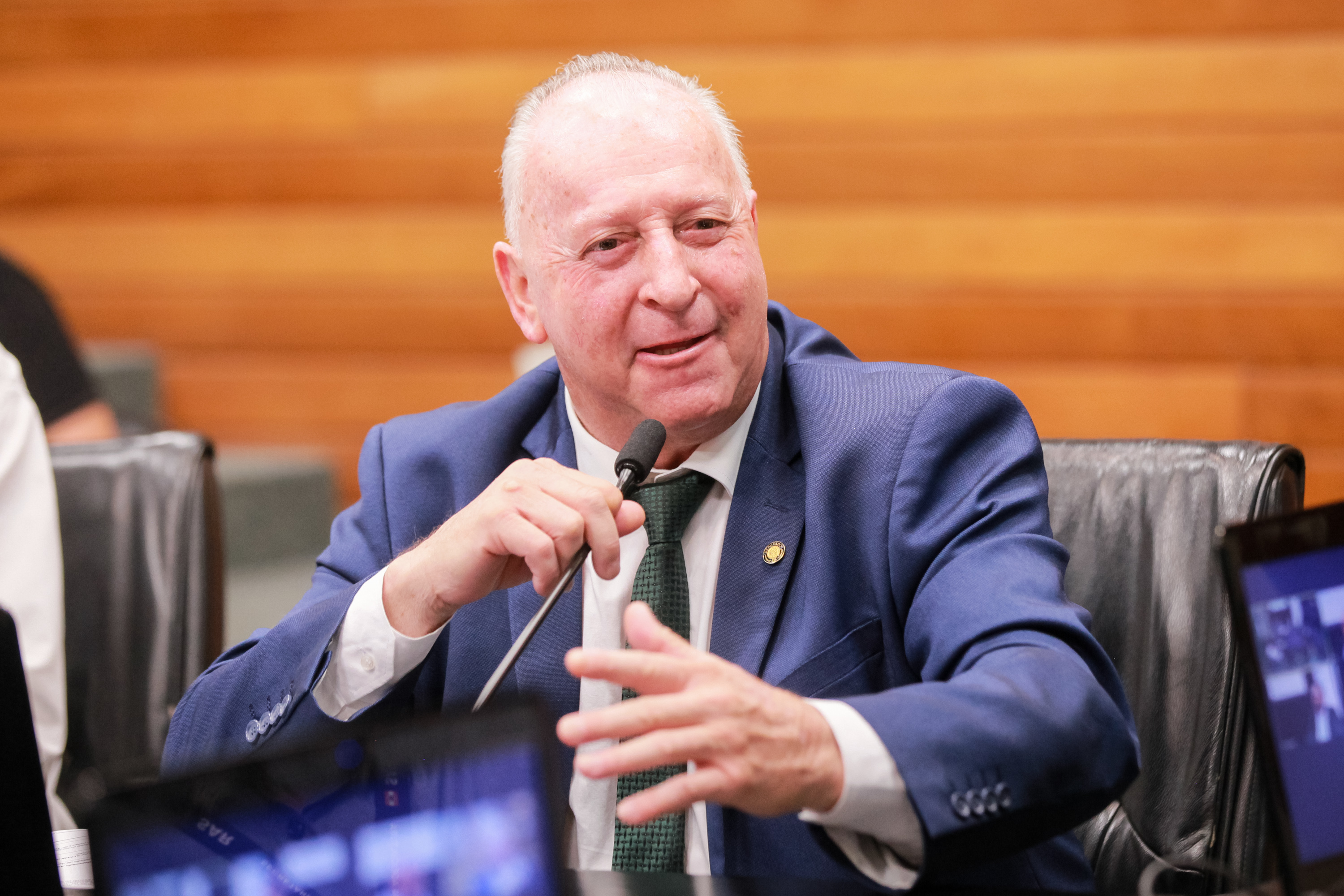 - Deputado Oscar Gutz (PL)