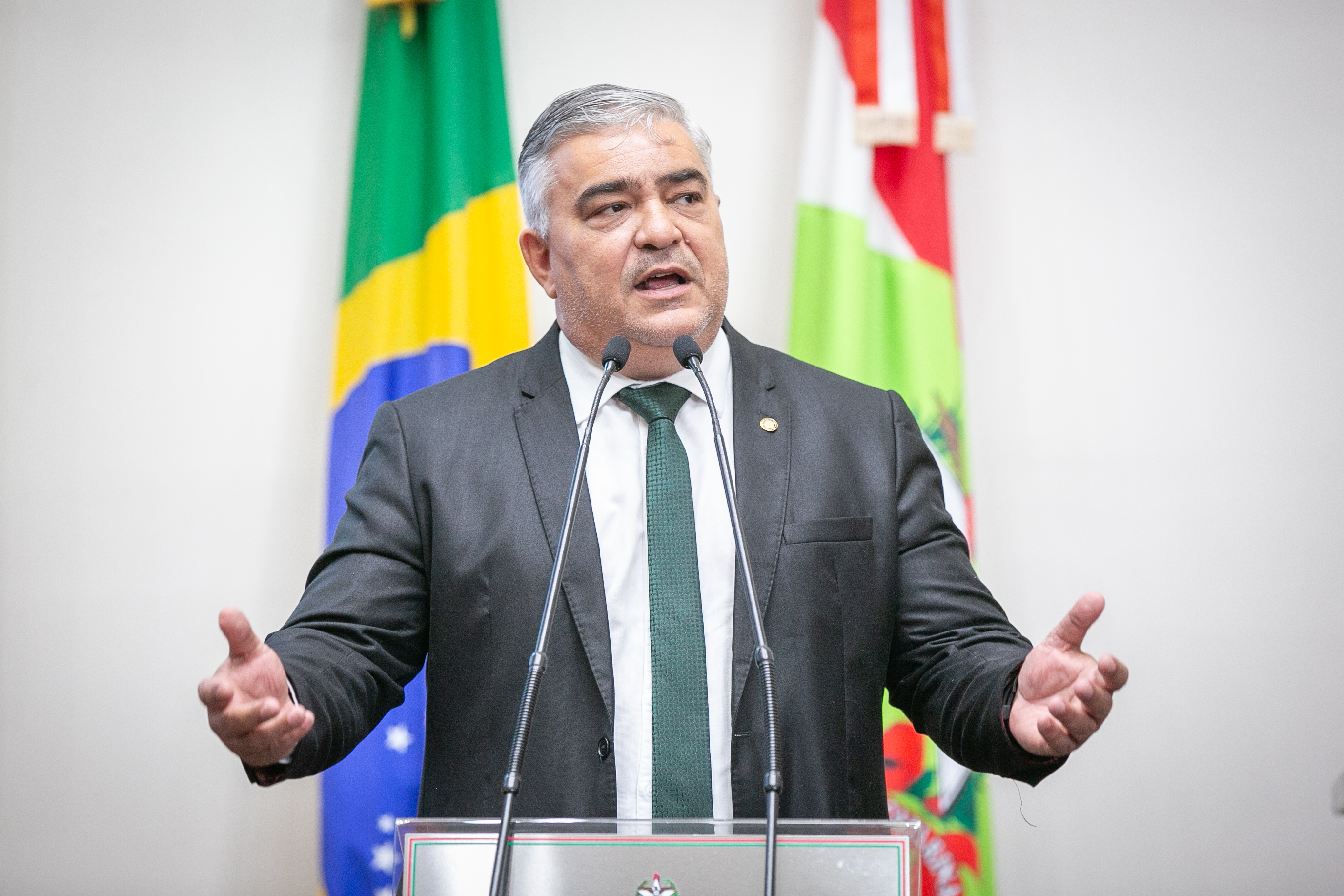- Deputado Sargento Lima (PL)