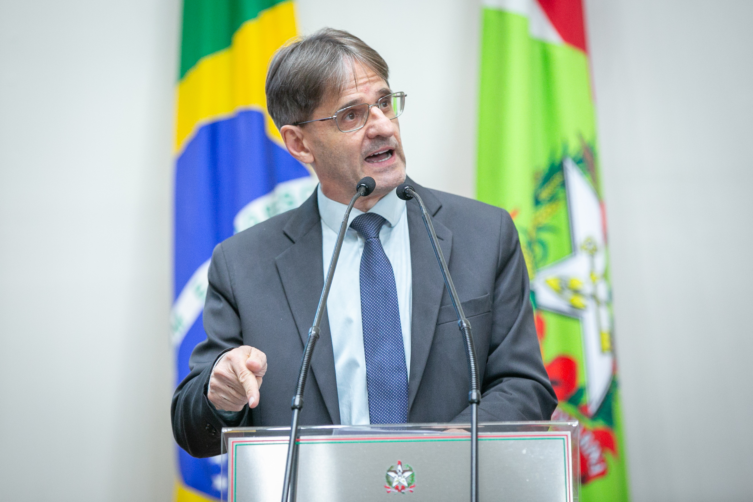 - Deputado Neodi Saretta (PT)