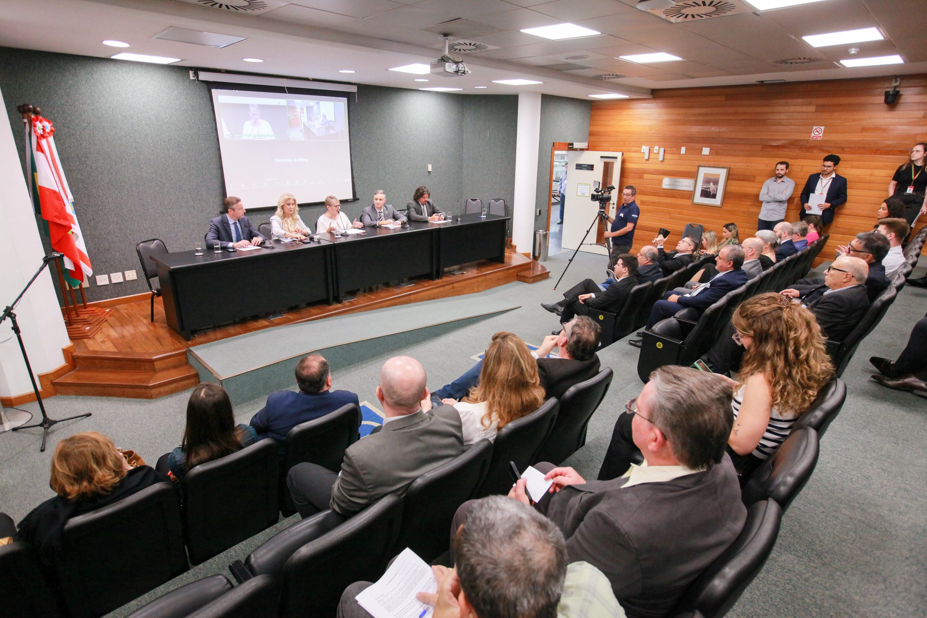 Fórum Parlamentar em Defesa das Instit. Comunitárias de Ensino Superior e Apoio ao Governo Aberto