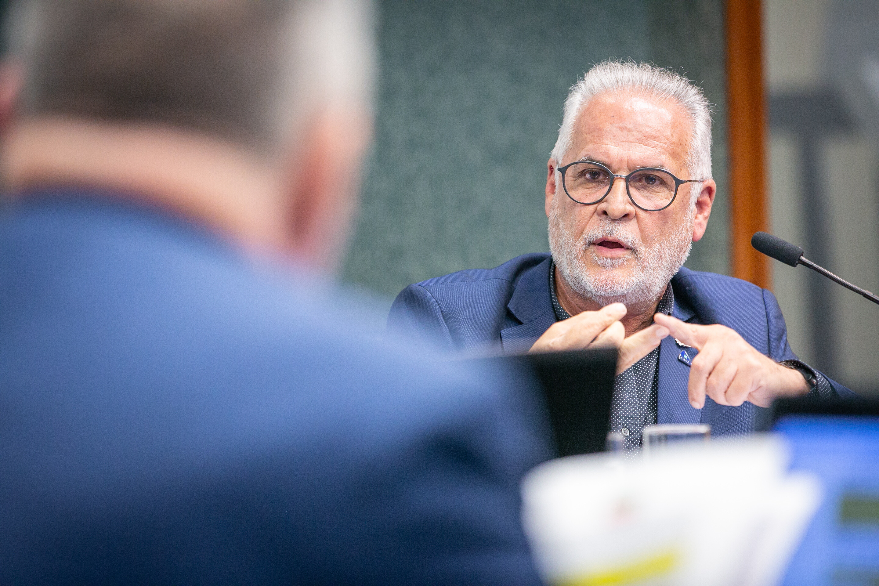 Presidente da Casan participa da reunião da comissão mista da Alesc