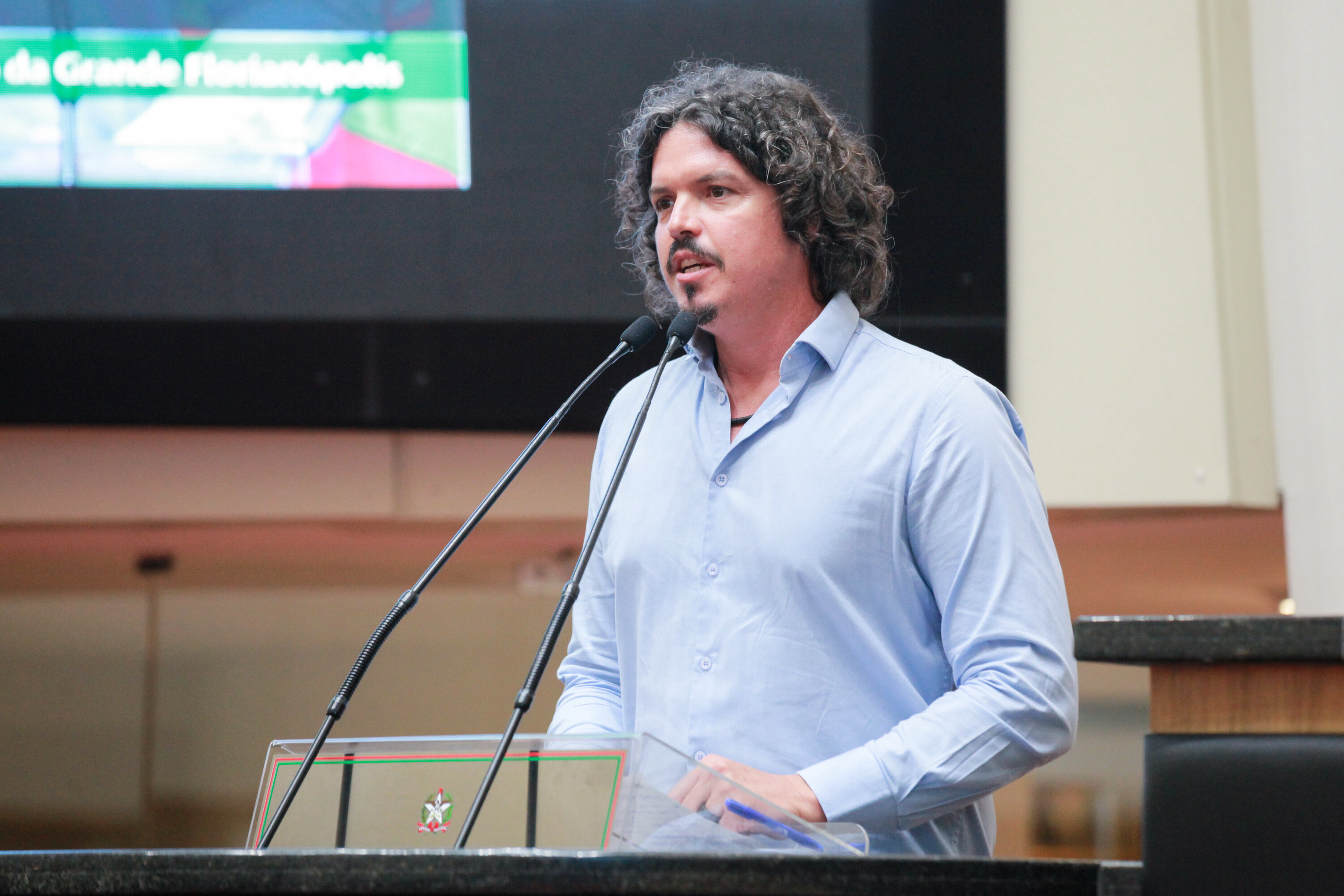 Deputado Marquito.