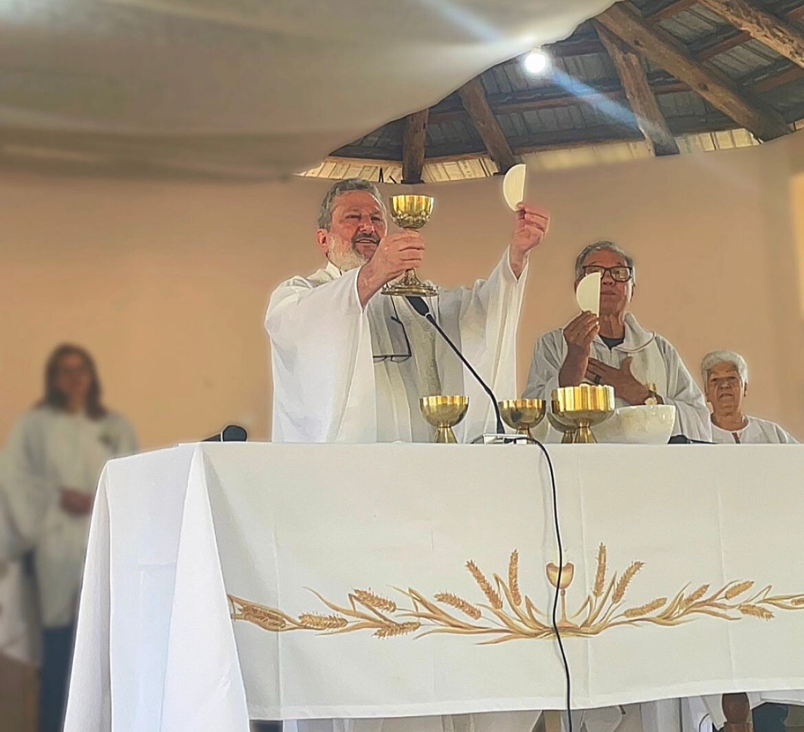 Padre Pedro comemora 38 anos de sacerdócio