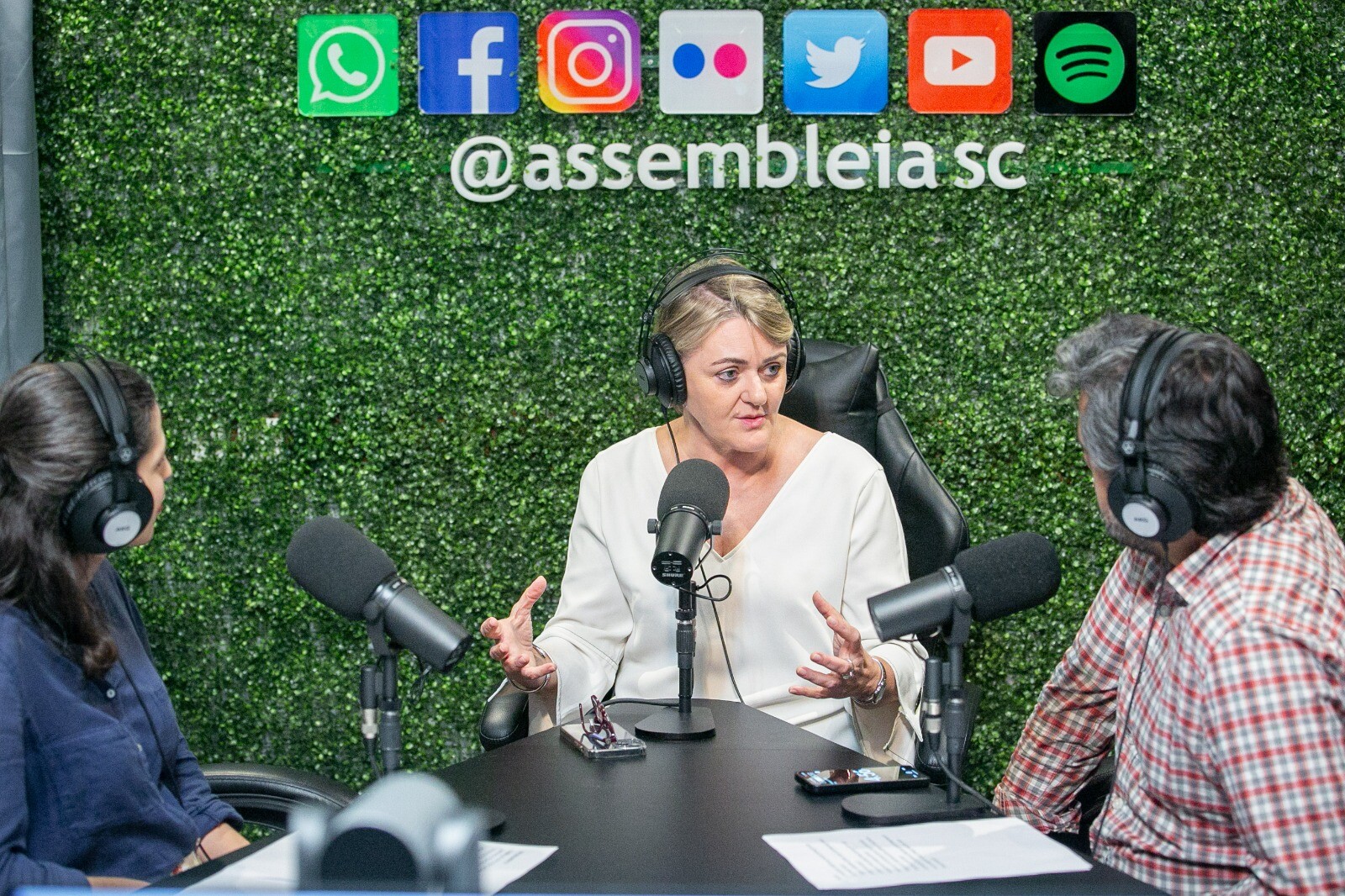Carminatti fala sobre desafios para enfrentamento à violência contra a mulher