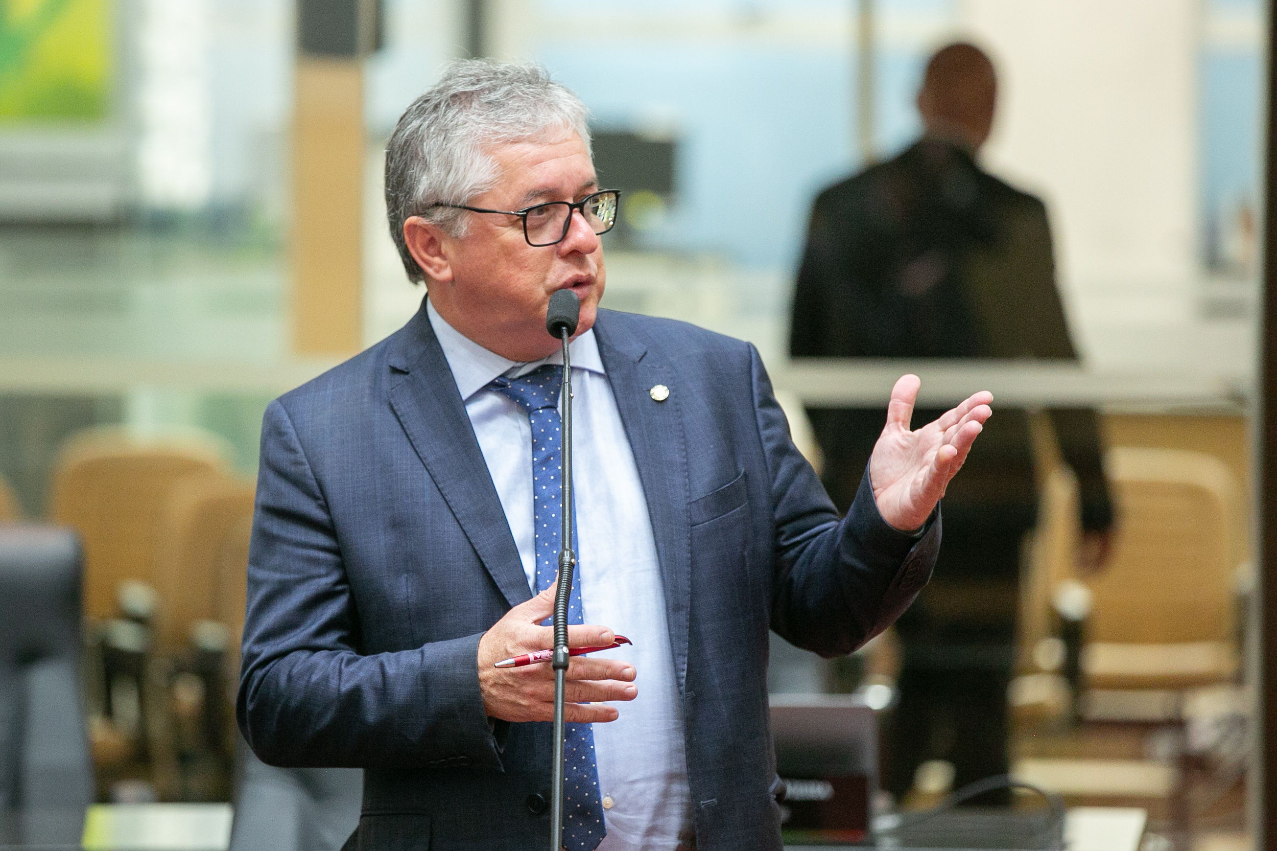 - Deputado Tiago Zilli (MDB)
