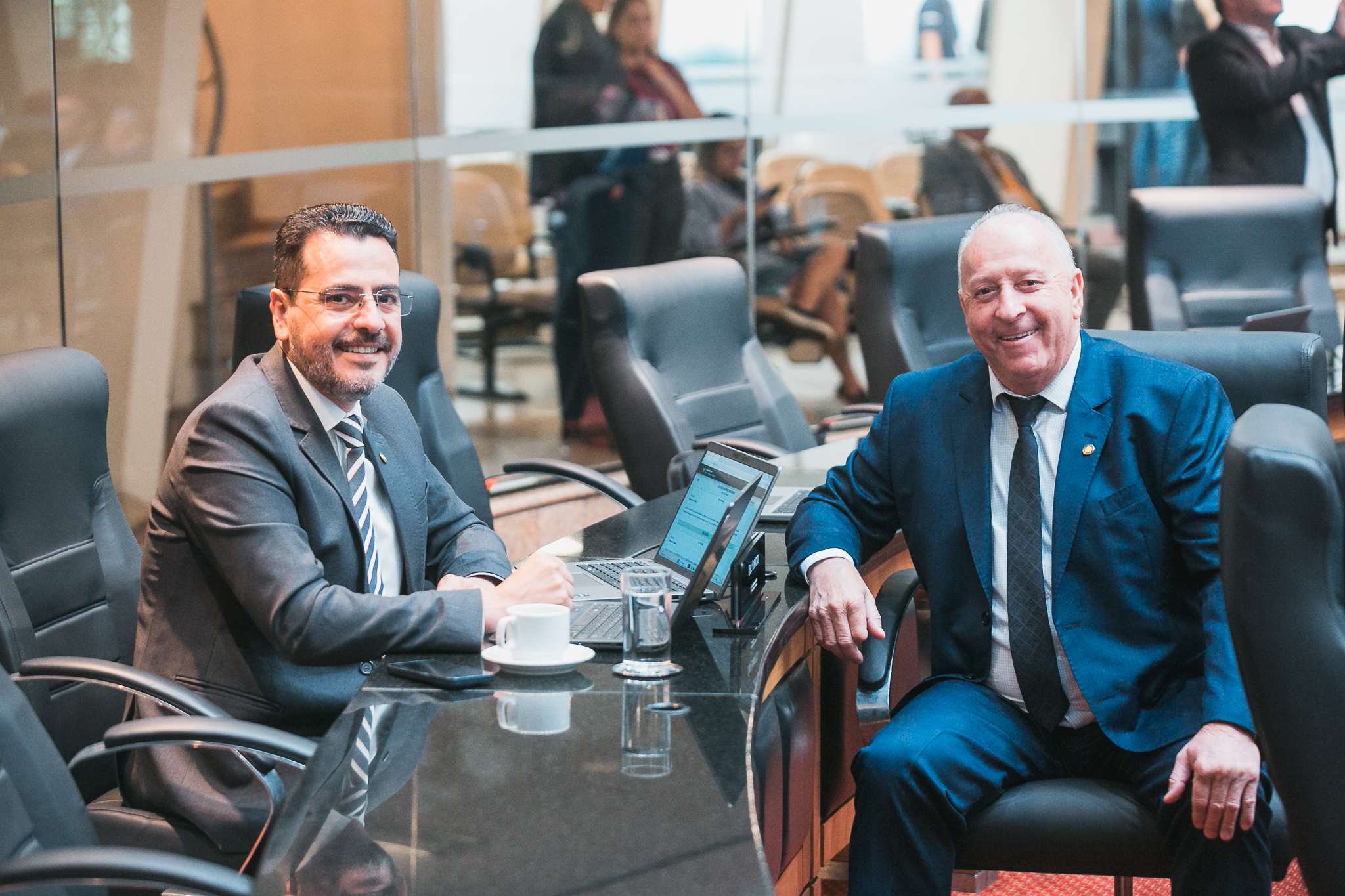 - Deputado Soratto (PL) - Deputado Oscar Gutz (PL)