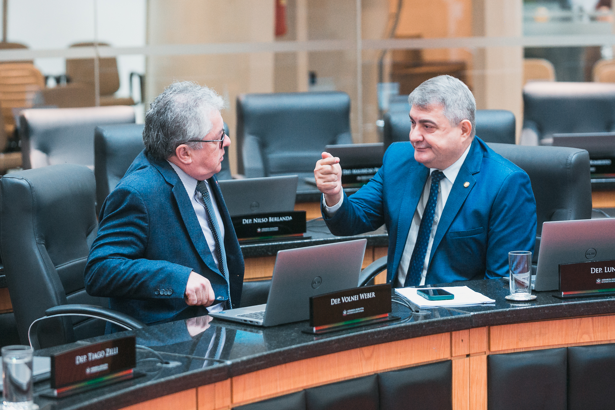 - Deputado Tiago Zilli (MDB)
 - Deputado Antídio Lunelli (MDB)