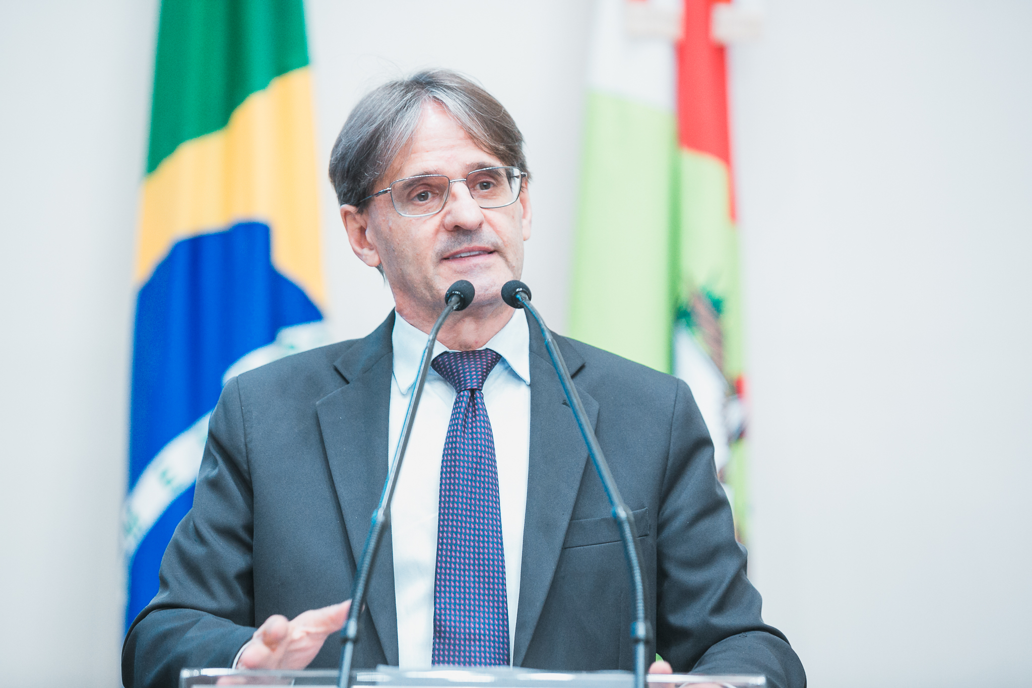 - Deputado Neodi Saretta (PT)