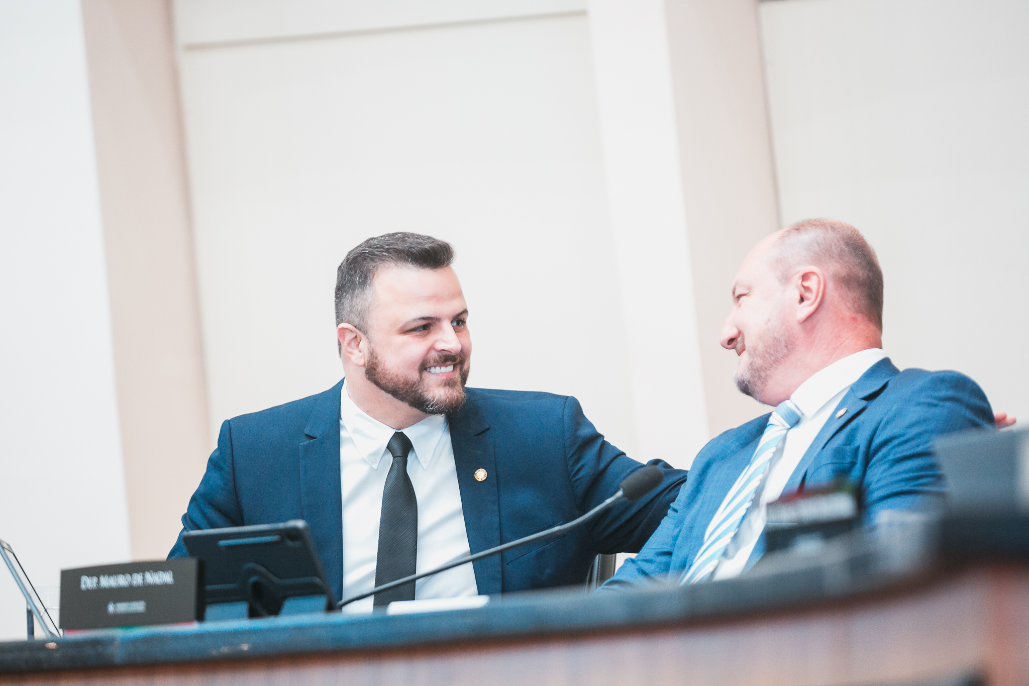 - Deputado Lucas Neves (Podemos) - Deputado Mauro de Nadal (MDB)
