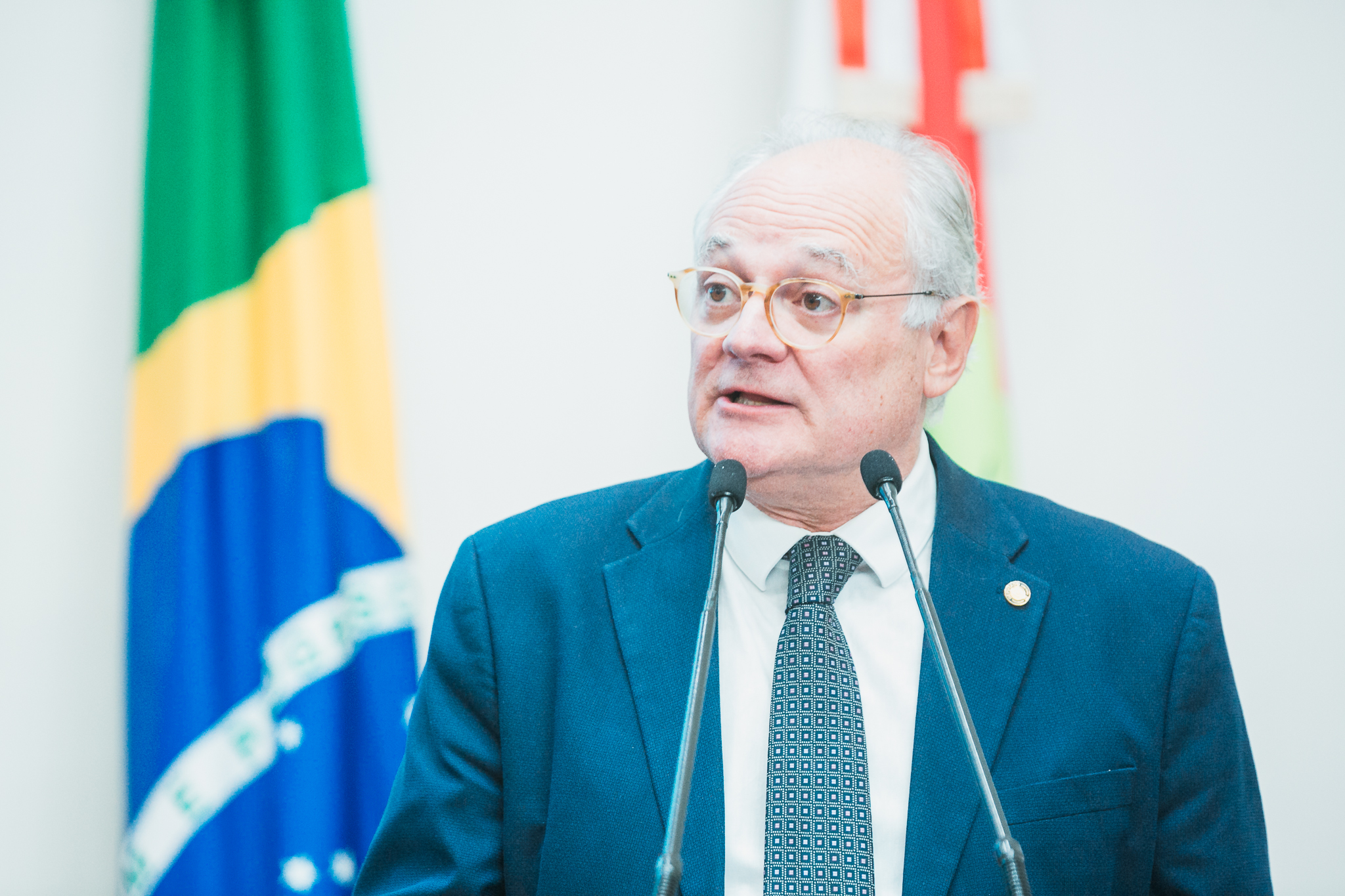 - Deputado Dr. Vicente Caropreso (PSDB)