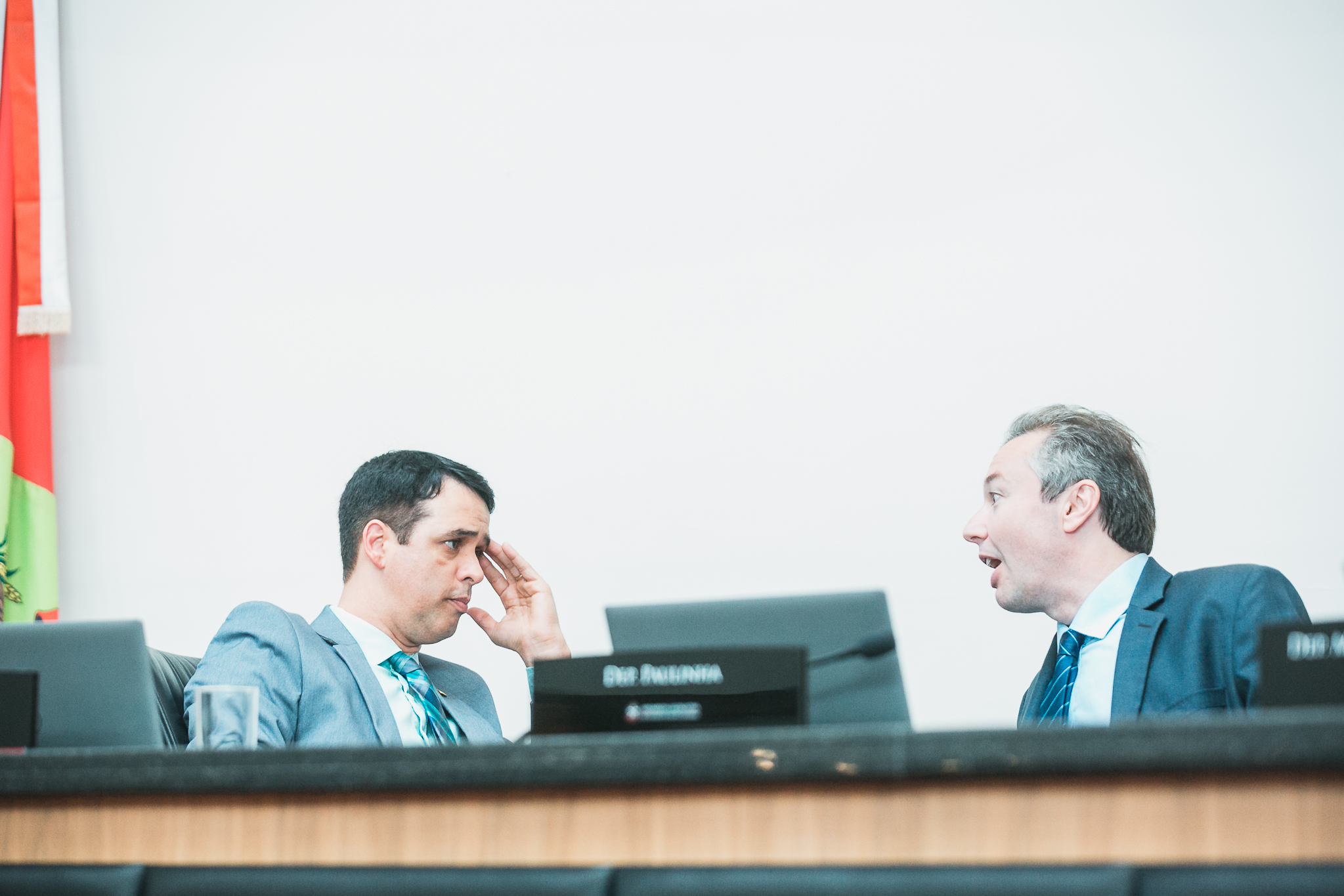 - Deputado Marcos da Rosa (União) - Deputado Napoleão Bernardes (PSD)