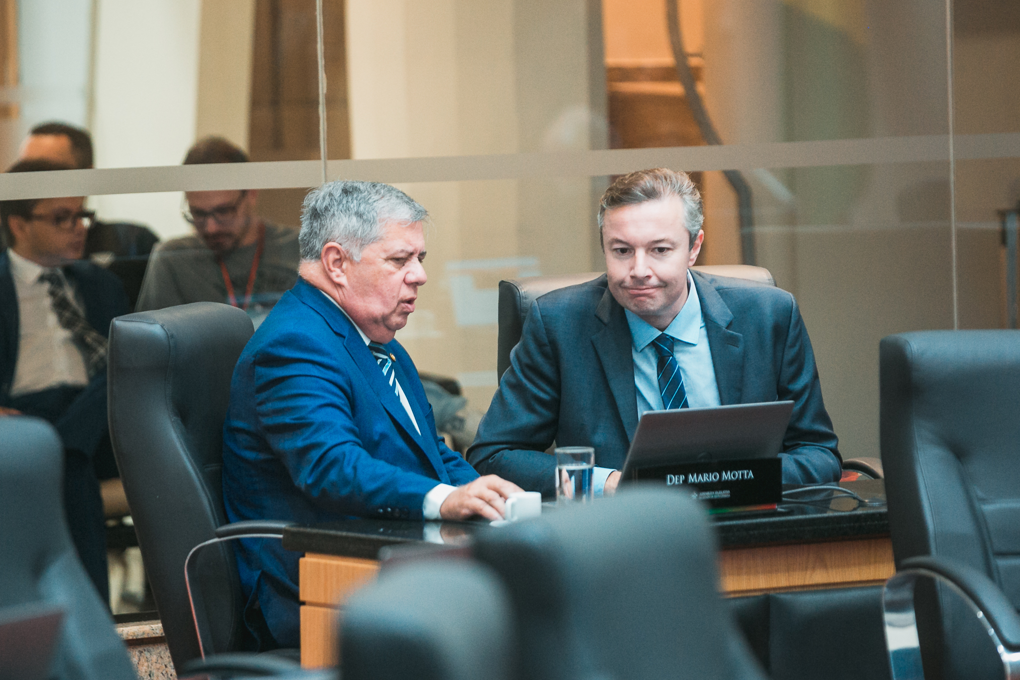 - Deputado Mário Motta (PSD) - Deputado Napoleão Bernardes (PSD)