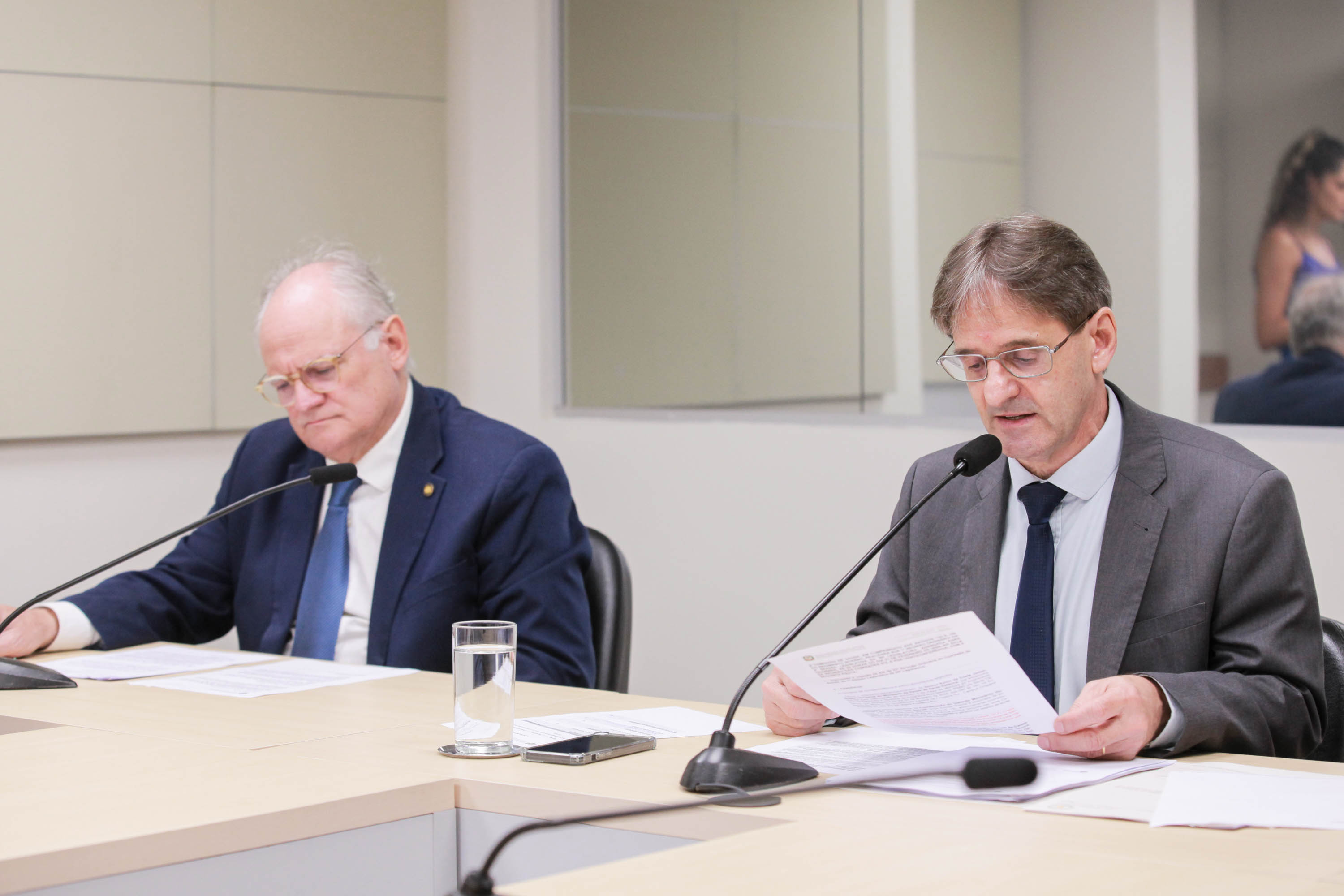 - Deputado Dr. Vicente Caropreso (PSDB) 
 - Deputado Neodi Saretta (PT)