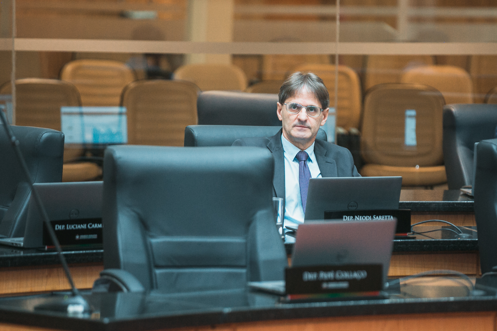 - Deputado Neodi Saretta (PT)