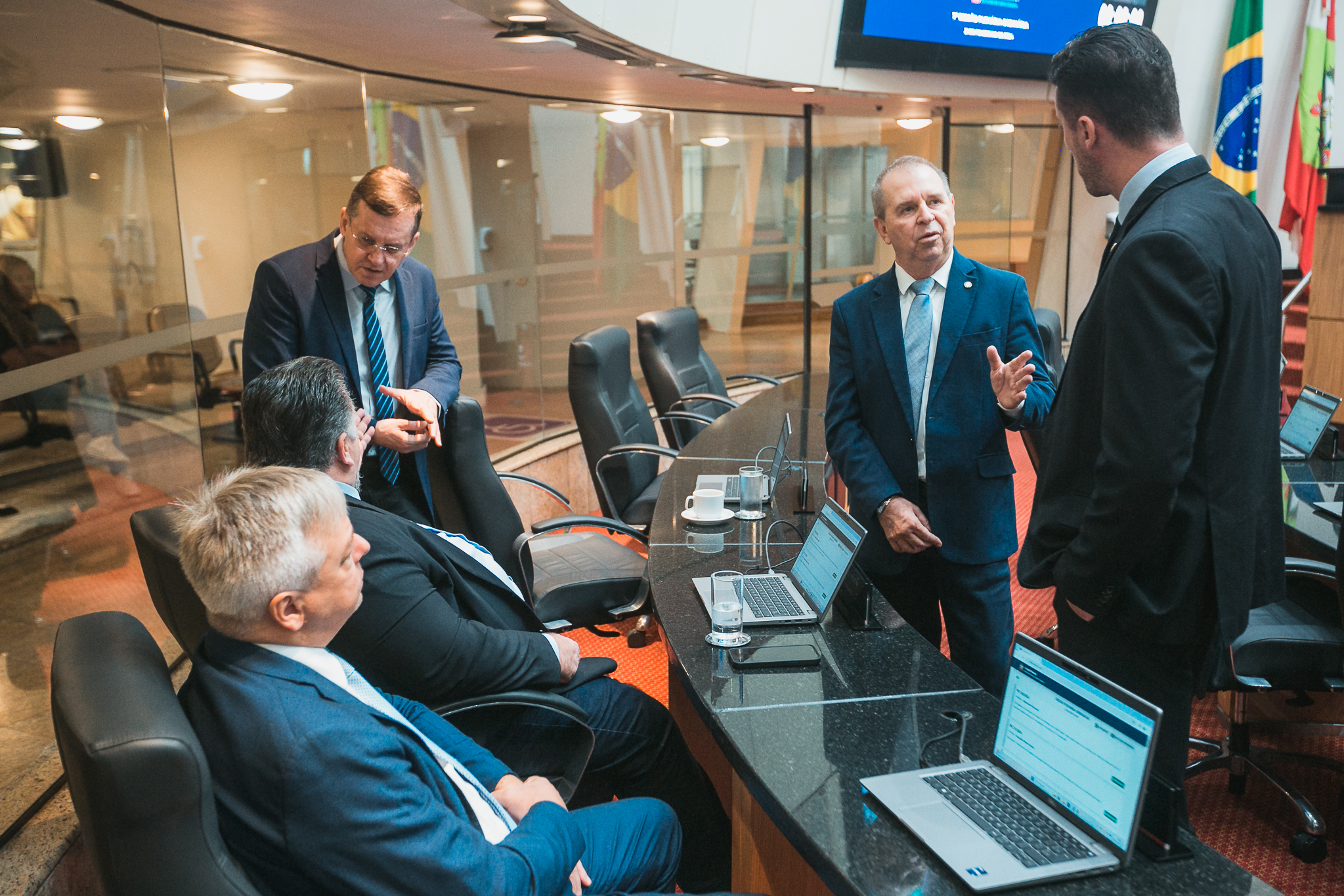 - Deputado Fabiano da Luz (PT)-- Deputado Jair Miotto - (União Deputado Sergio Motta (Republicanos - Deputado Maurício Eskudlark (PL)- Deputado Fernando Krelling (MDB)