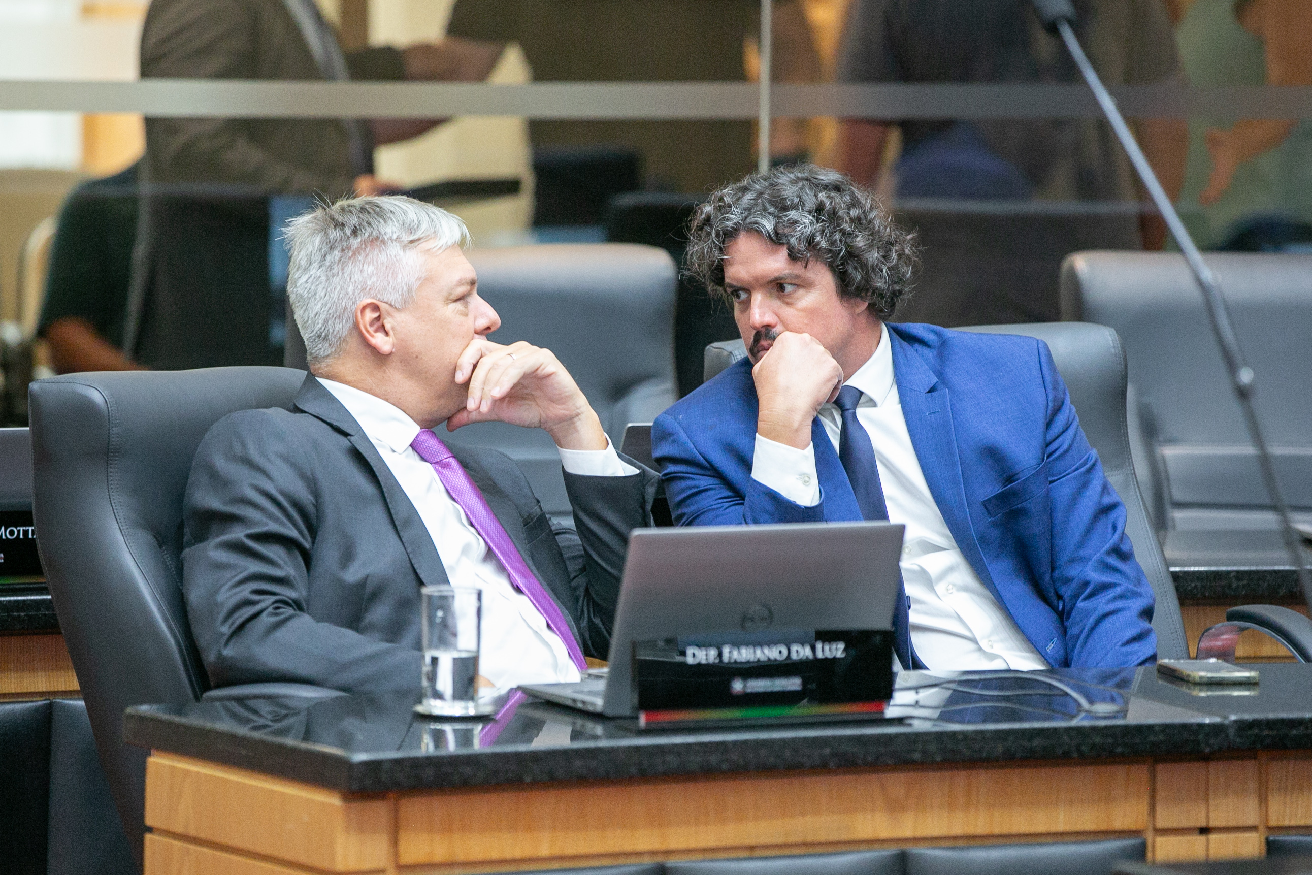 - Deputado Fabiano da Luz (PT) 	
- Deputado Marquito (PSOL)