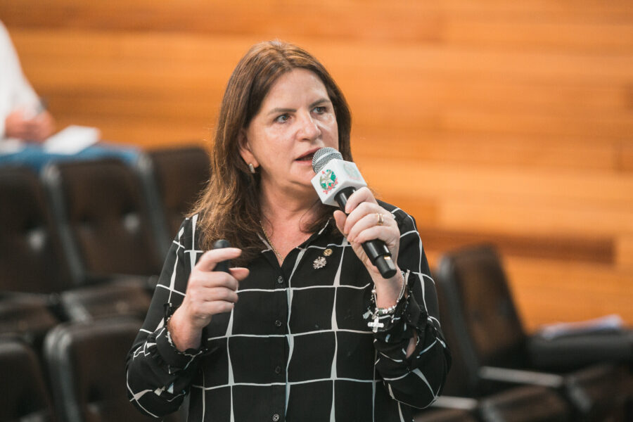 Secretária de Estado da Saúde, Carmen Zanotto