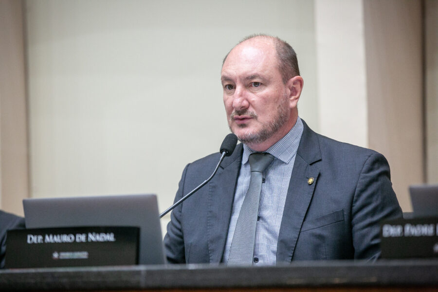 Deputado Mauro De Nadal, presidente da Alesc, destacou a importância da aprovação do projeto, ocorrida na sessão desta quarta (28)