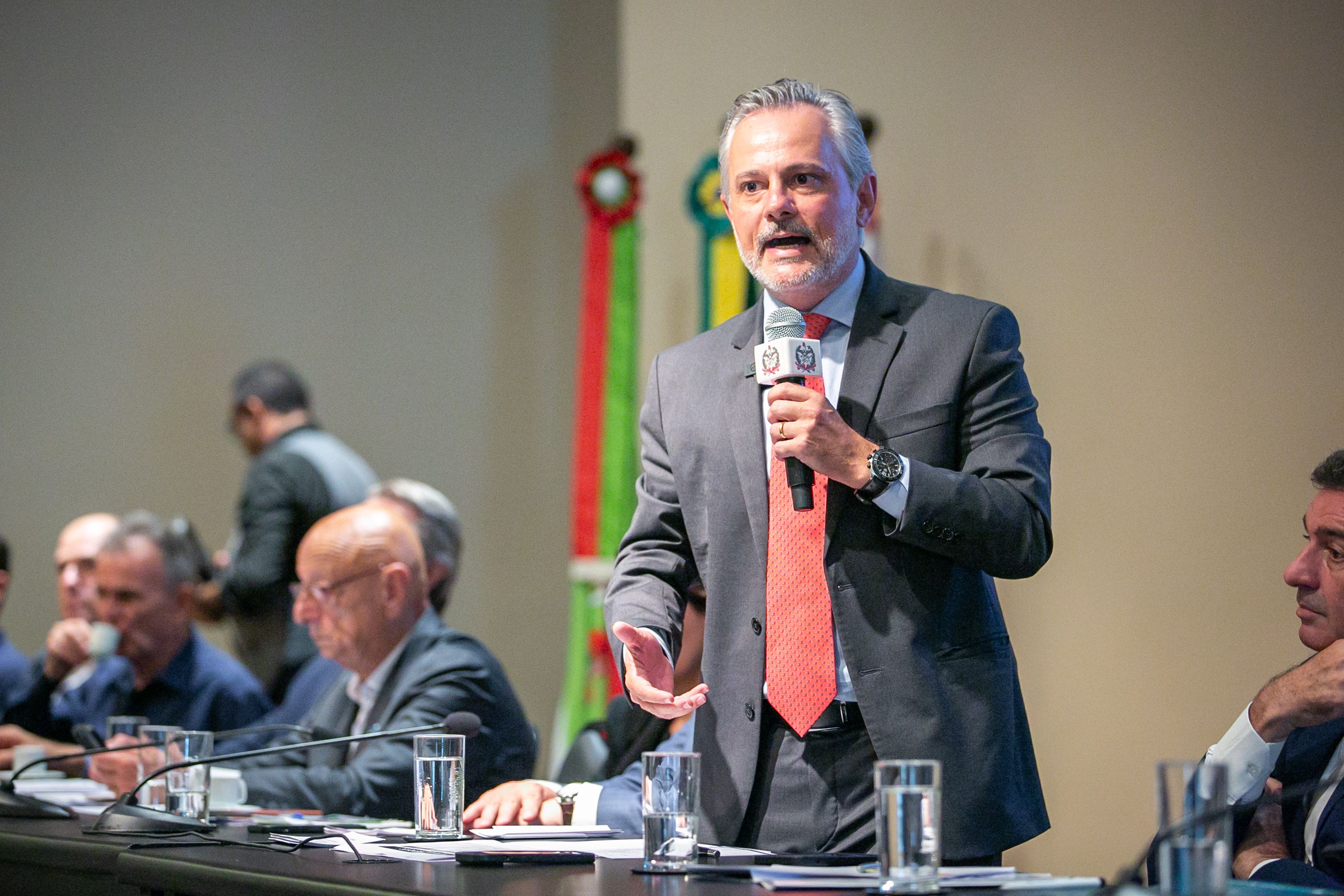 Secretário de Portos, Aeroportos e Ferrovias, Beto Martins
