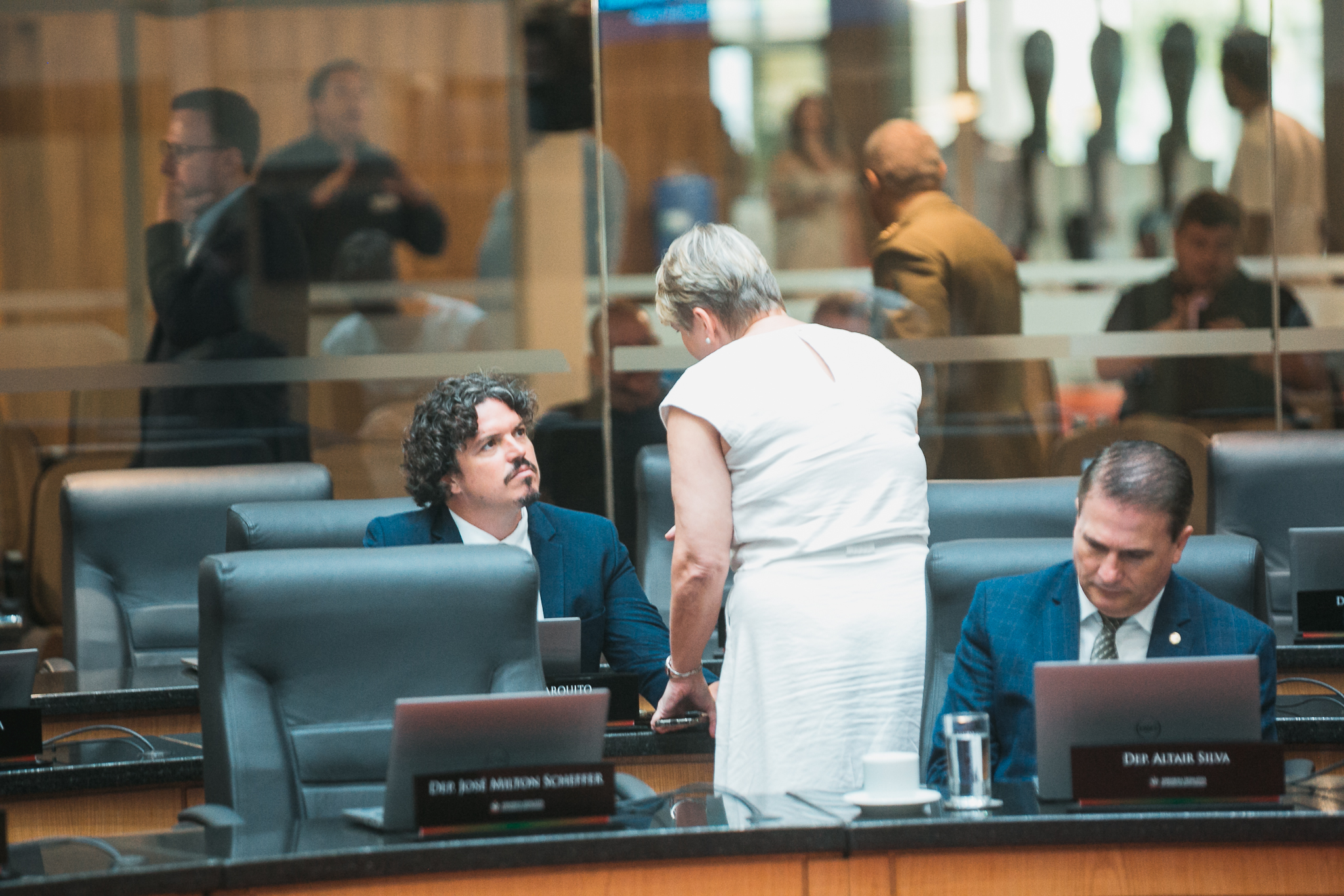 - Deputado Marquito (PSOL) - Deputada Luciane Carminatti (PT)  - Deputado Altair Silva (PP)