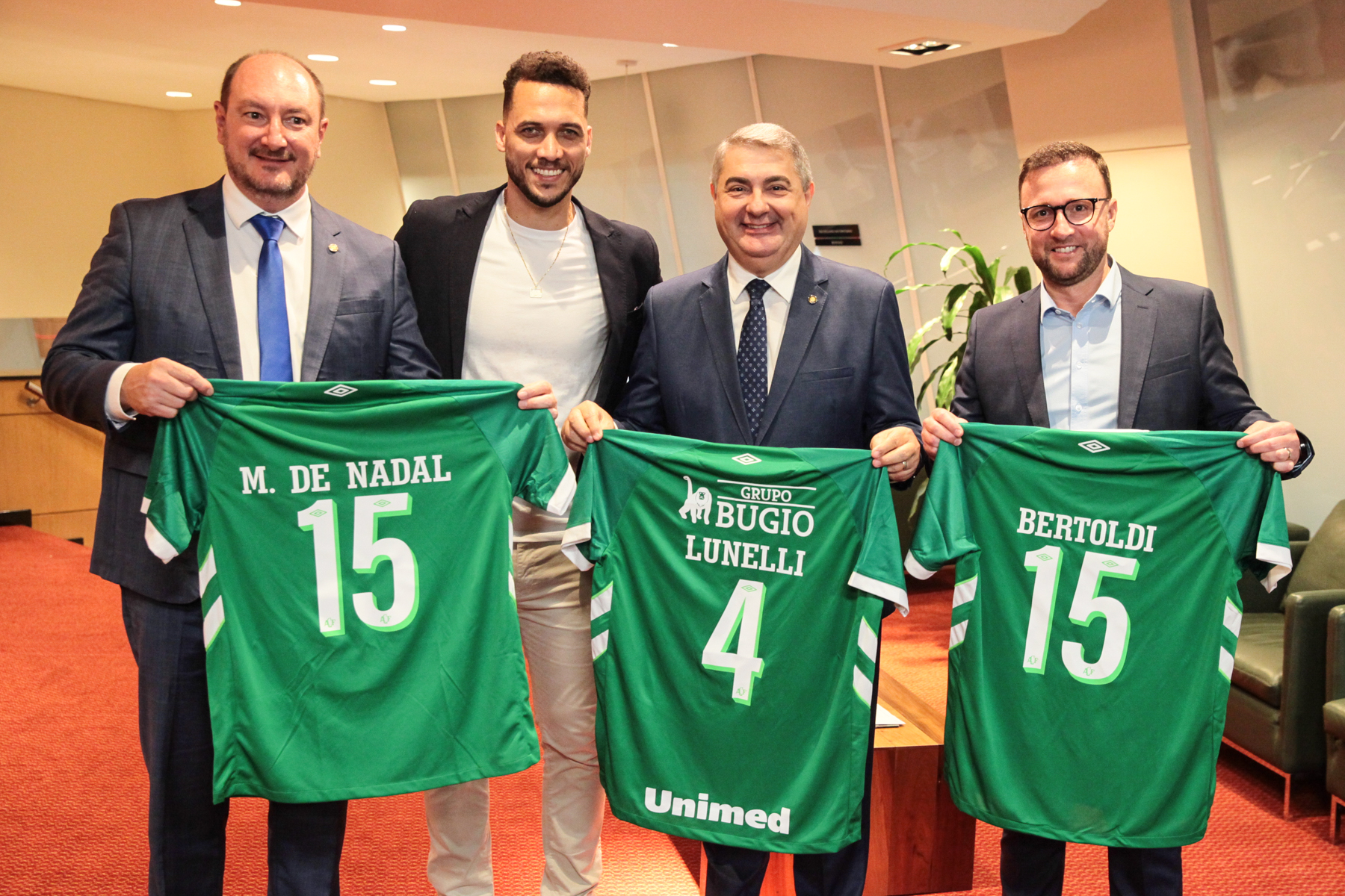 Homenagem ao ex-jogador da Chapecoense, NETO