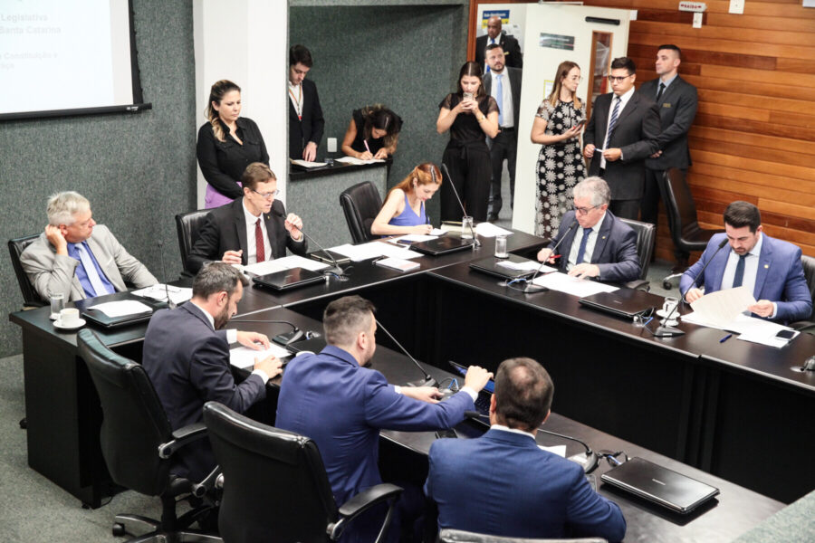 Reunião da CCJ