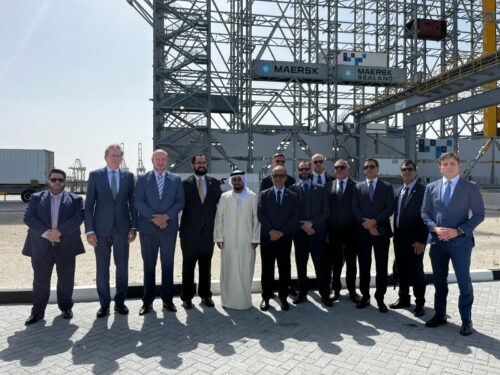 Em Dubai, presidente da Alesc destaca modernização de porto que pode ser aprimorada em SC