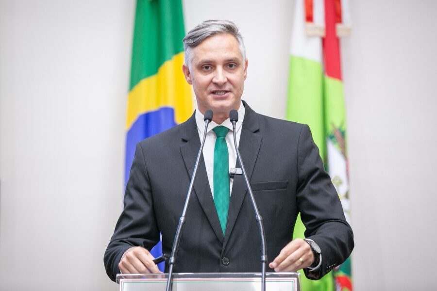 Deputado Matheus Cadorin