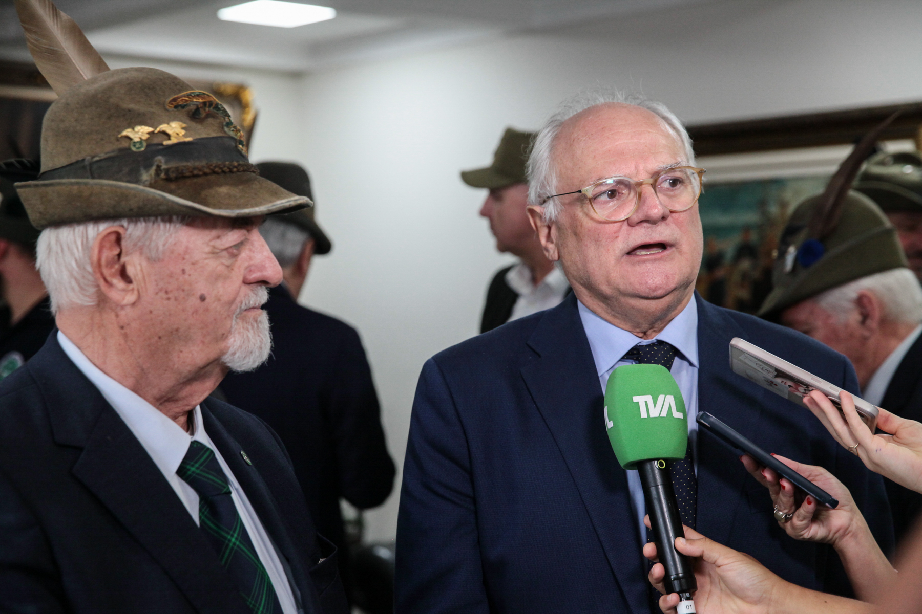 - Deputado Dr. Vicente Caropreso (PSDB)