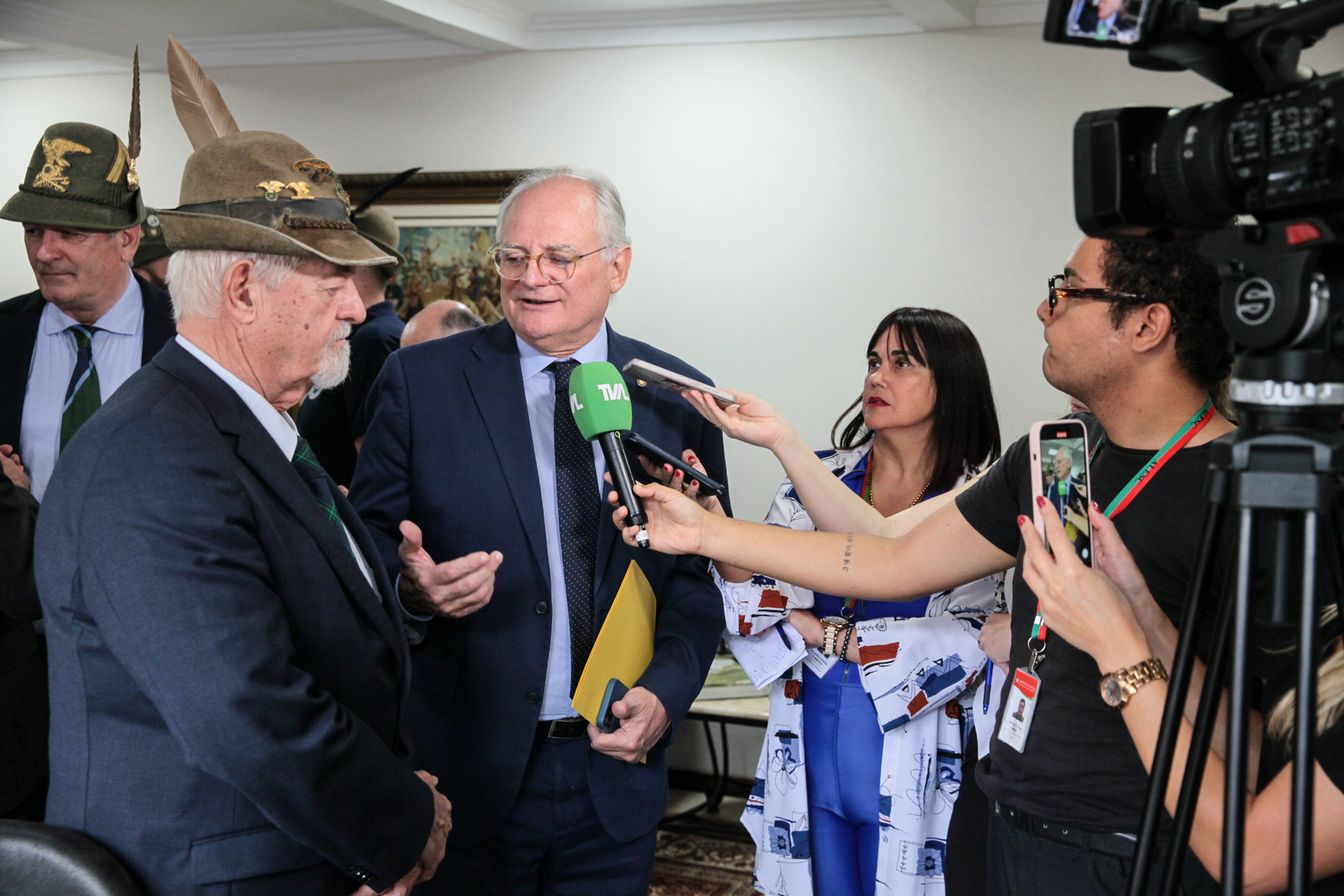 - Deputado Dr. Vicente Caropreso (PSDB)