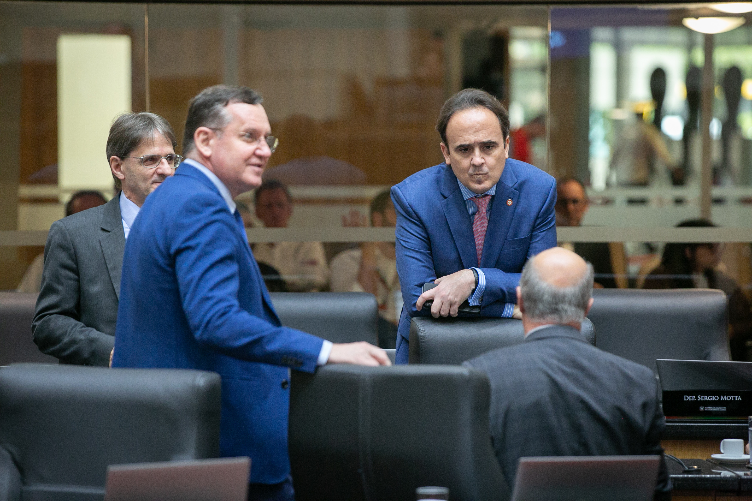 - Deputado Jair Miotto (União) 	
- Deputado Carlos Humberto (PL)