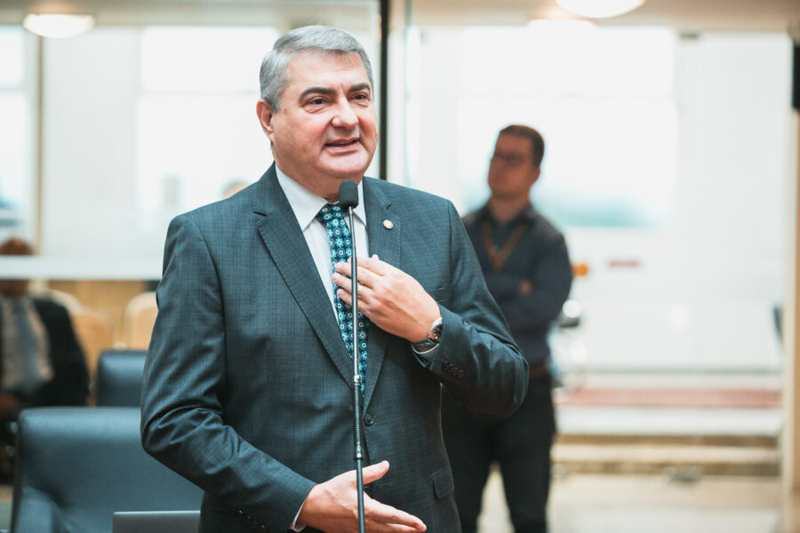 Deputado Antidio Lunelli.