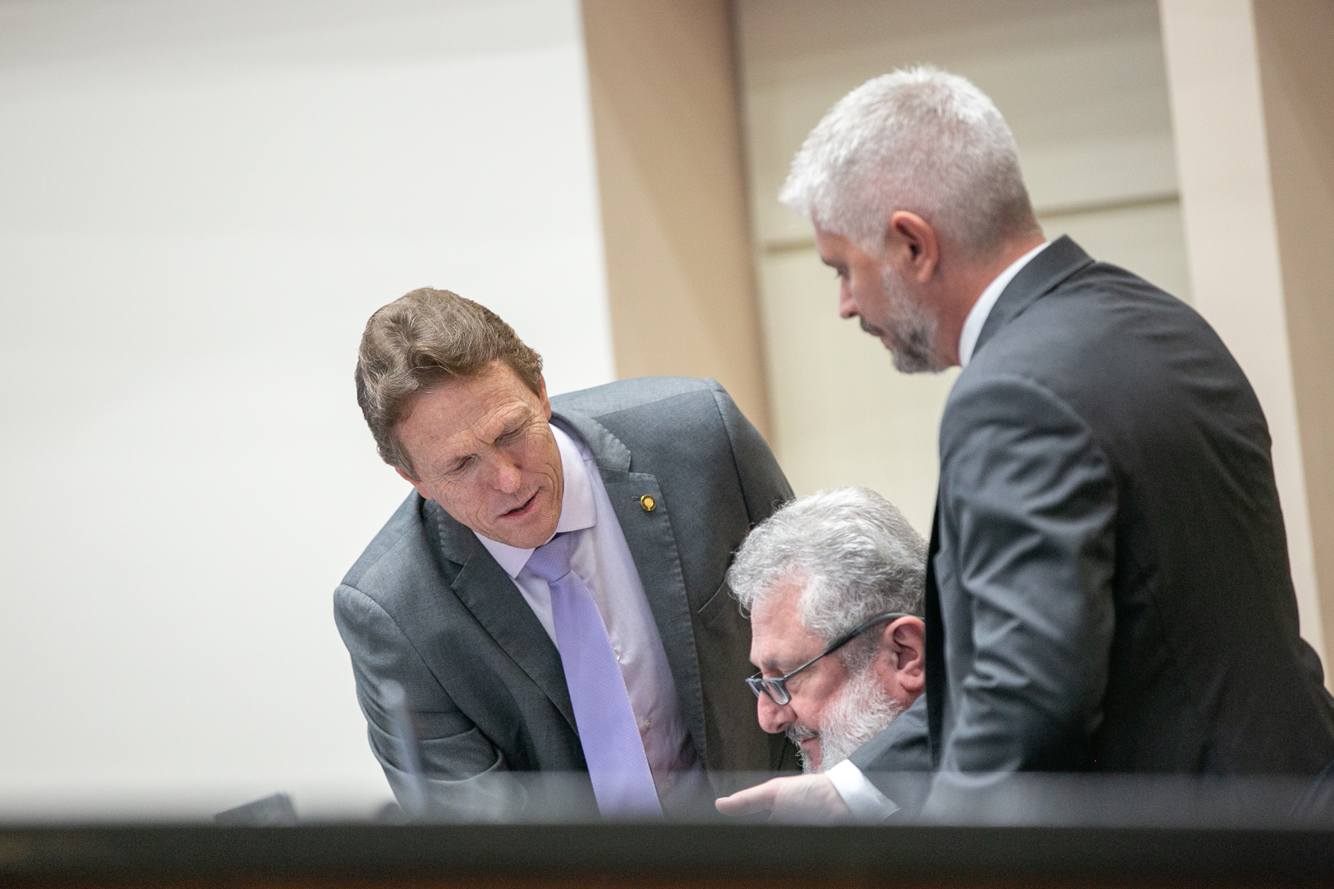 - Deputado Volnei Weber (MDB)- Deputado Padre Pedro Baldissera (PT)
 - Deputado Delegado Egídio Ferrari (PTB)