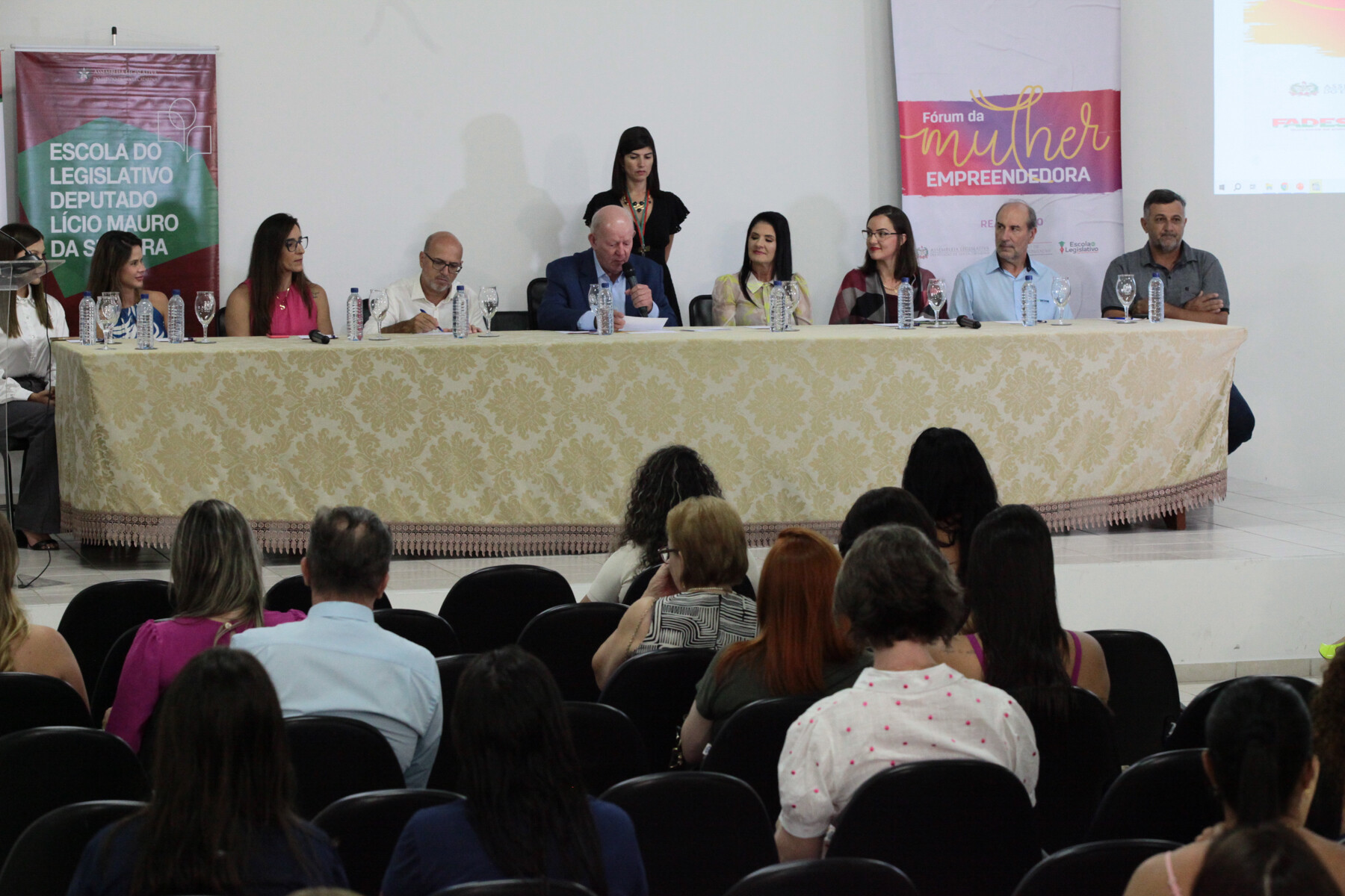 Fórum da Mulher Empreendedora, no Município de Santo Amaro da Imperatriz