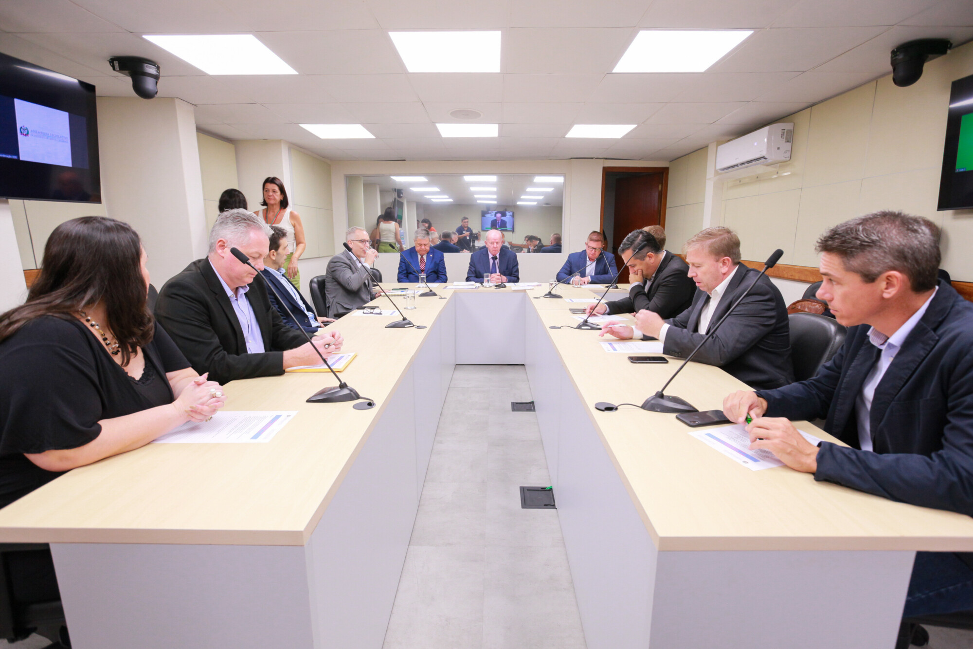 Comissão de Finanças e Tributação – Discussão sobre Transporte Metropolitano
