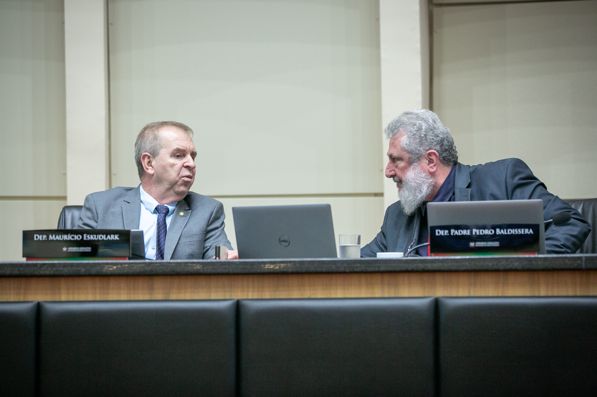 - Deputado Maurício Eskudlark (PL) 
 - Deputado Padre Pedro Baldissera (PT)