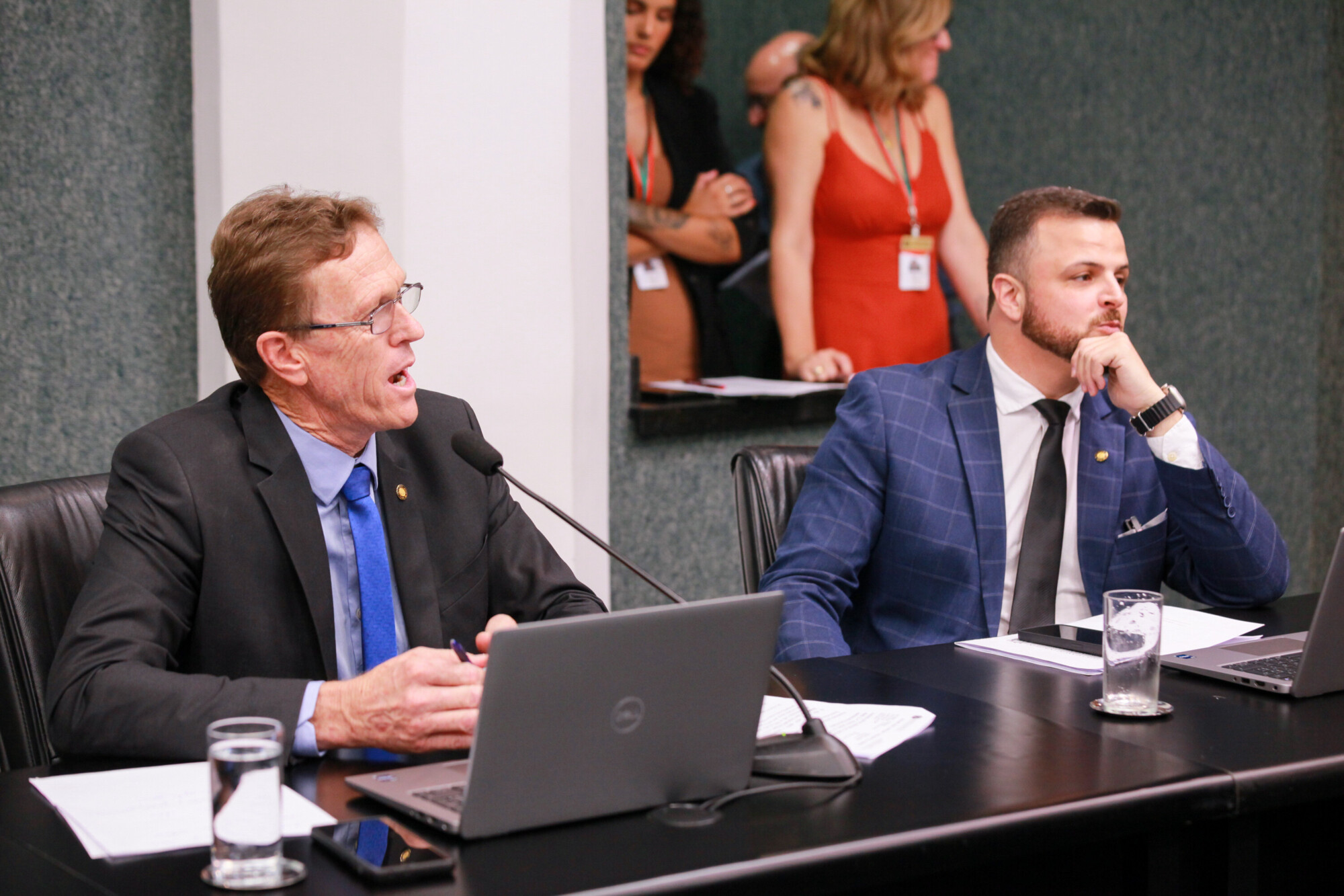 - Deputado Volnei Weber (MDB)
 - Deputado Lucas Neves (Podemos)