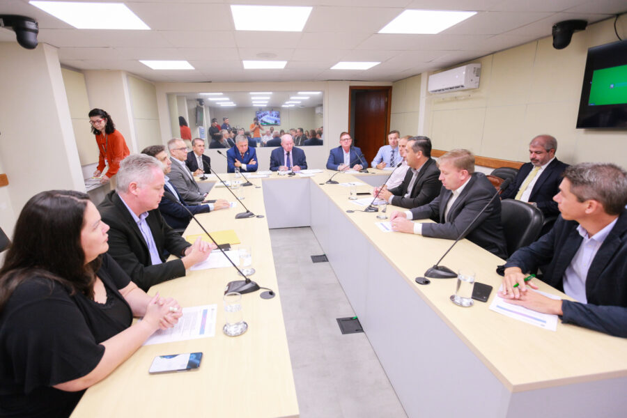 Futuro do transporte coletivo na Grande Florianópolis é debatido na Alesc