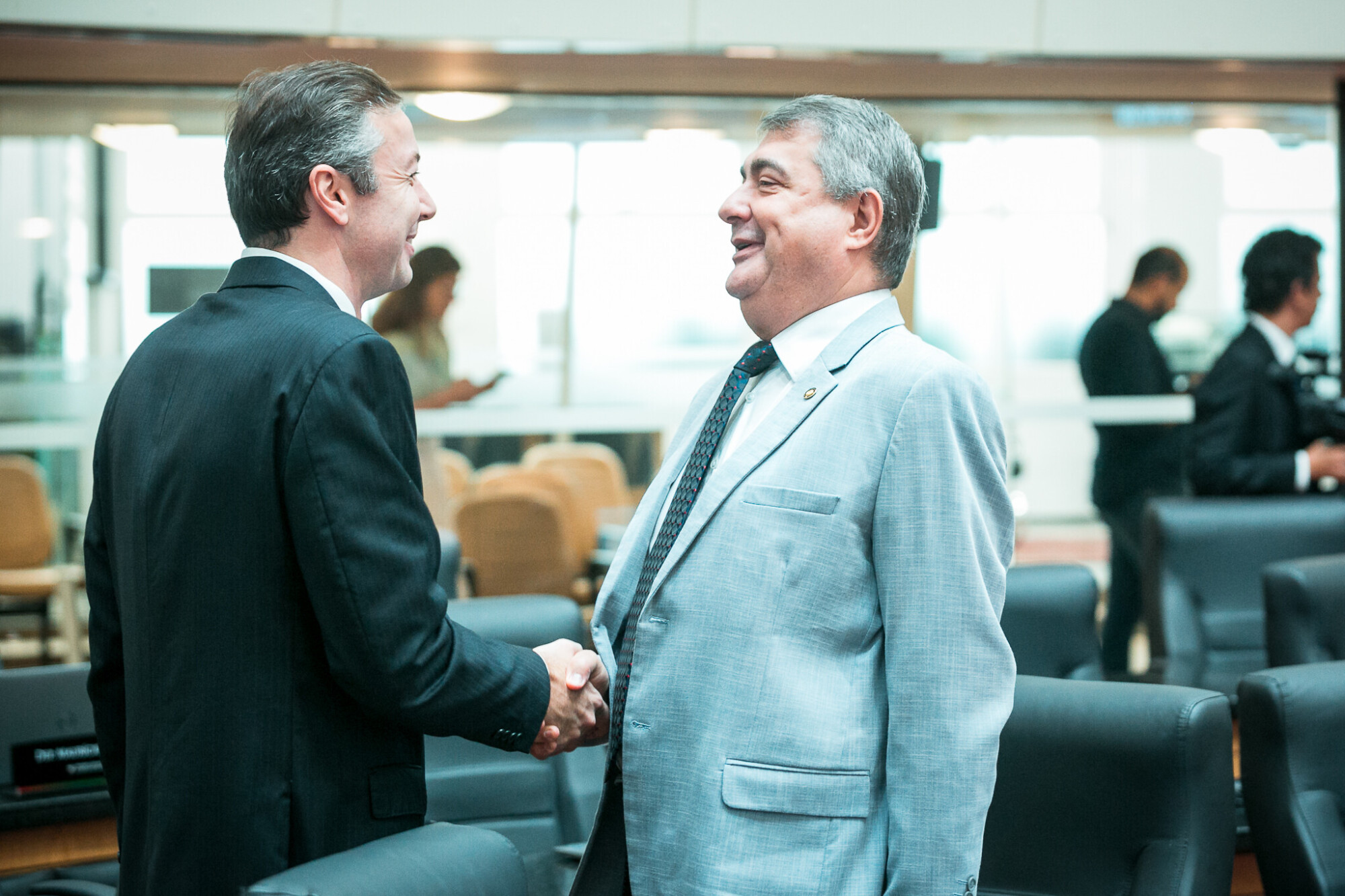 - Deputado Napoleão Bernardes (PSD) 	
- Deputado Antídio Lunelli (MDB)