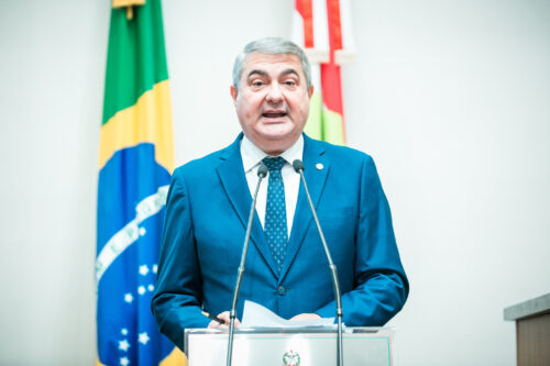 Lunelli solicita reforma urgente da Escola Euclides da Cunha