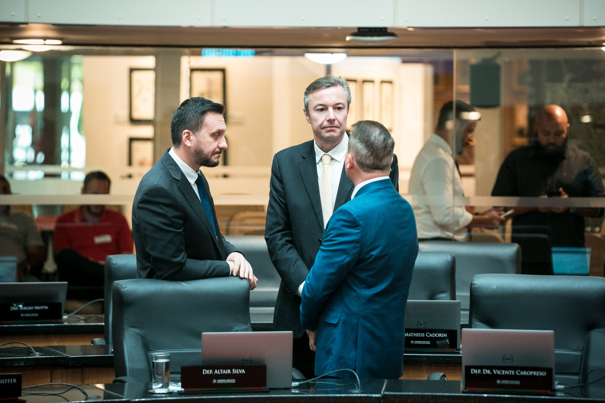 - Deputado Pepê Collaço (PP) - Deputado Napoleão Bernardes (PSD)