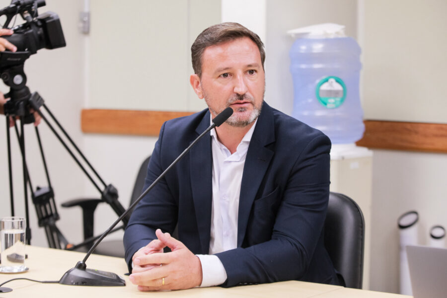 Vice-presidente da Associação Catarinense de Arrasto de Praia, José Henrique Francisco dos Santos