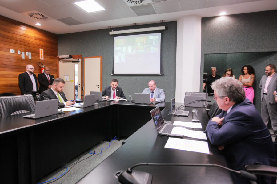 Aprovados PLs que tratam sobre atendimento a vítimas de violência
