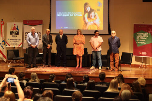 Assembleia sedia o 9º Seminário Estadual sobre Síndrome de Down