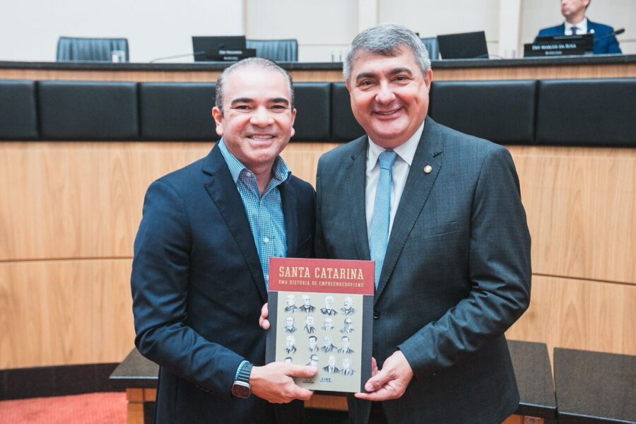 Empresário Delton Batista e deputado Antídio Lunelli
