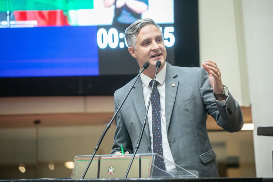 Deputado Matheus Cadorin