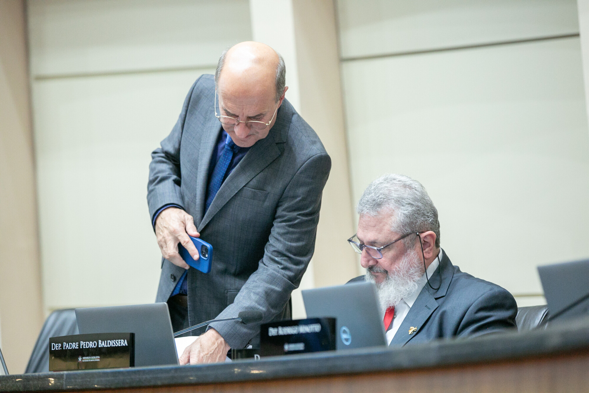 - Deputado José Milton Scheffer (PP)
 - Deputado Padre Pedro Baldisera (PT)